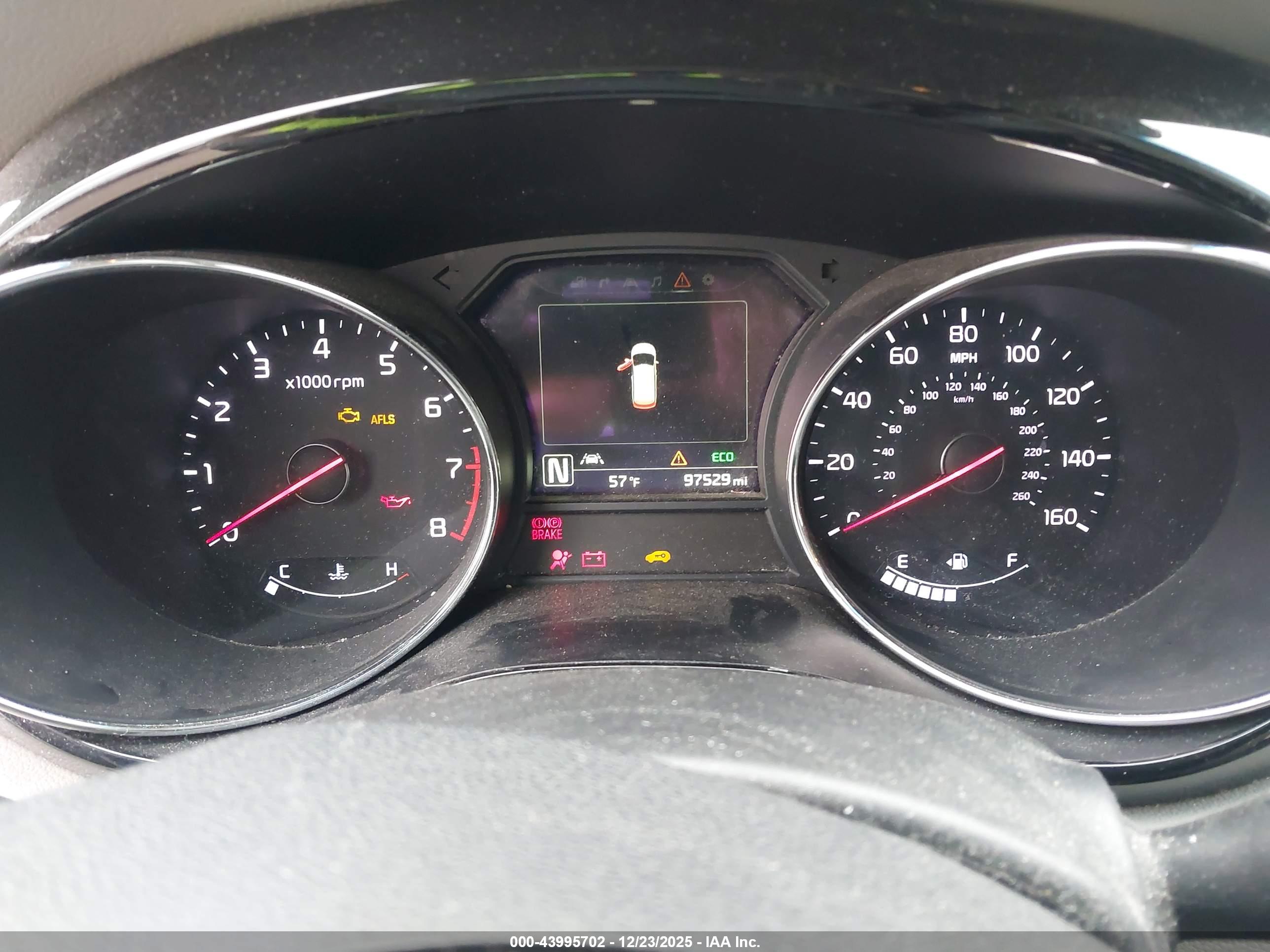 KIA SEDONA image 7
