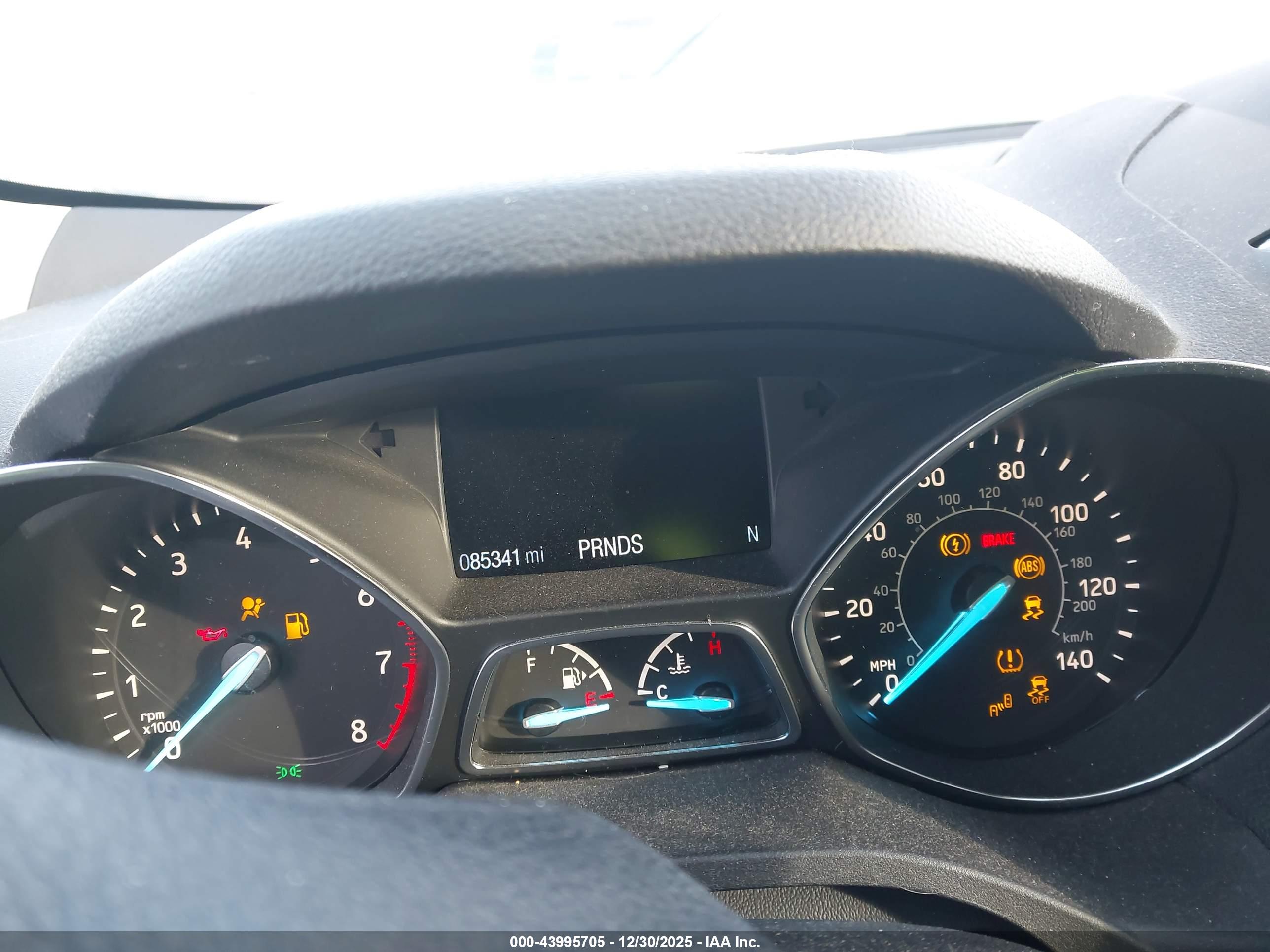 FORD ESCAPE image 7