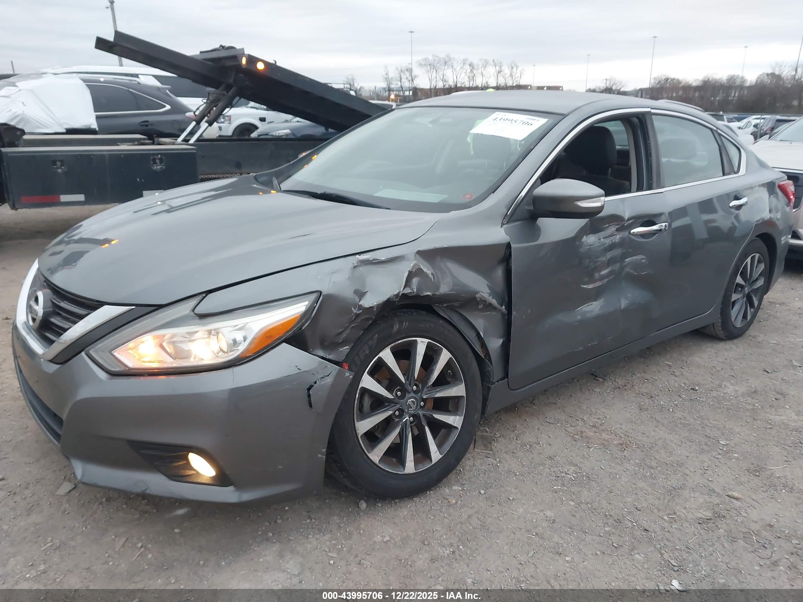 NISSAN ALTIMA image 6