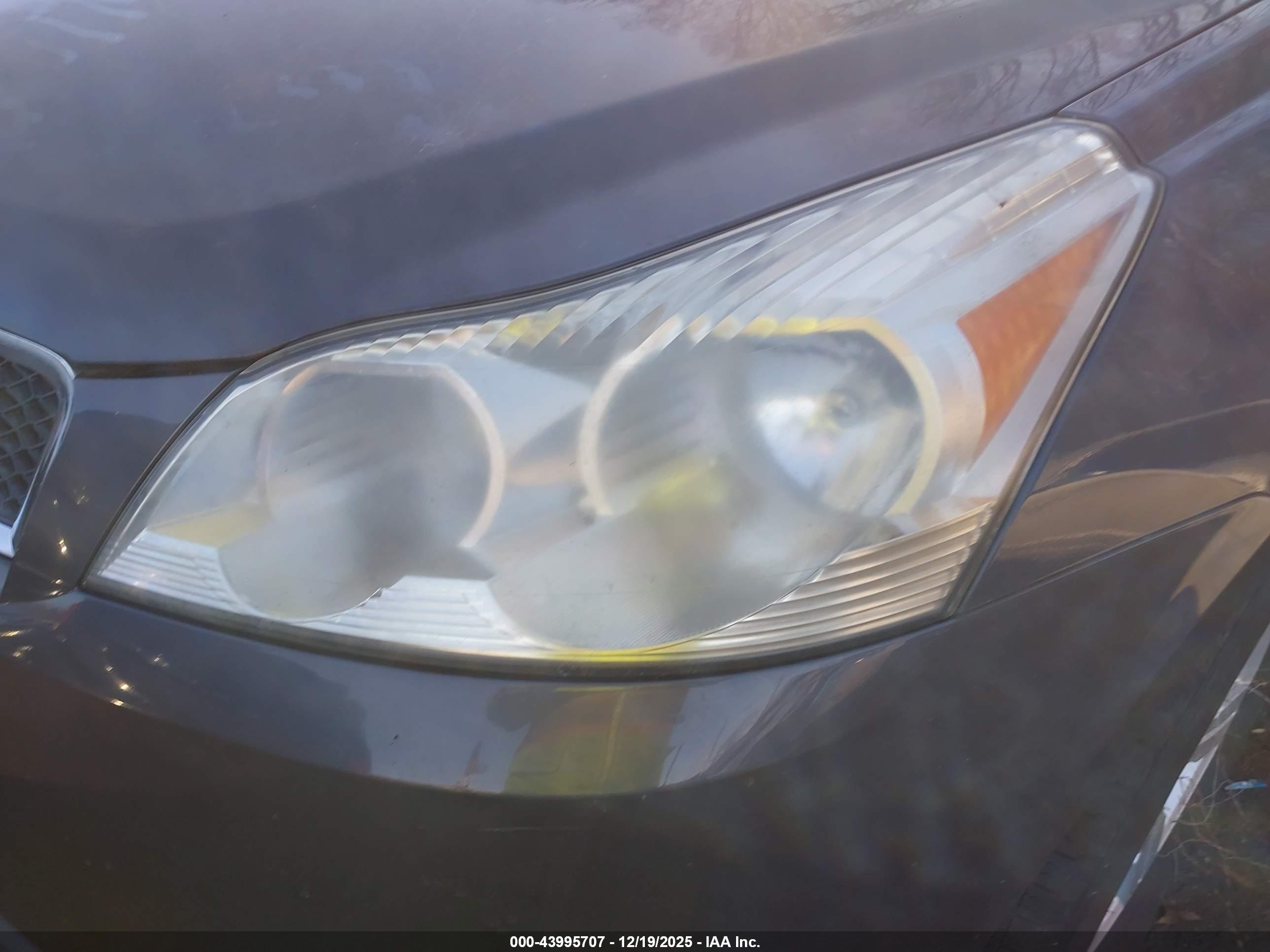 CHEVROLET TRAVERSE image 6