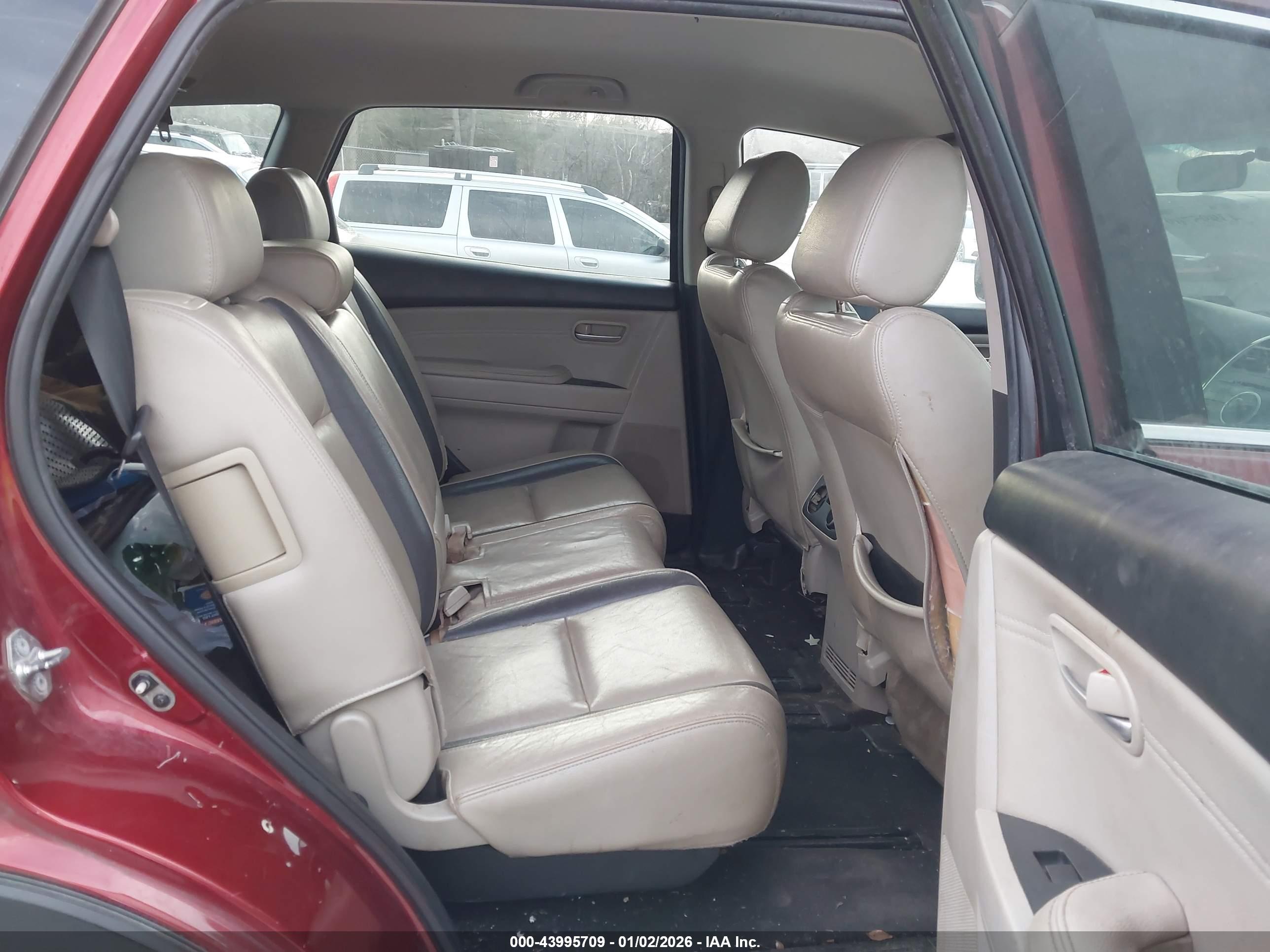 MAZDA CX-9 image 8