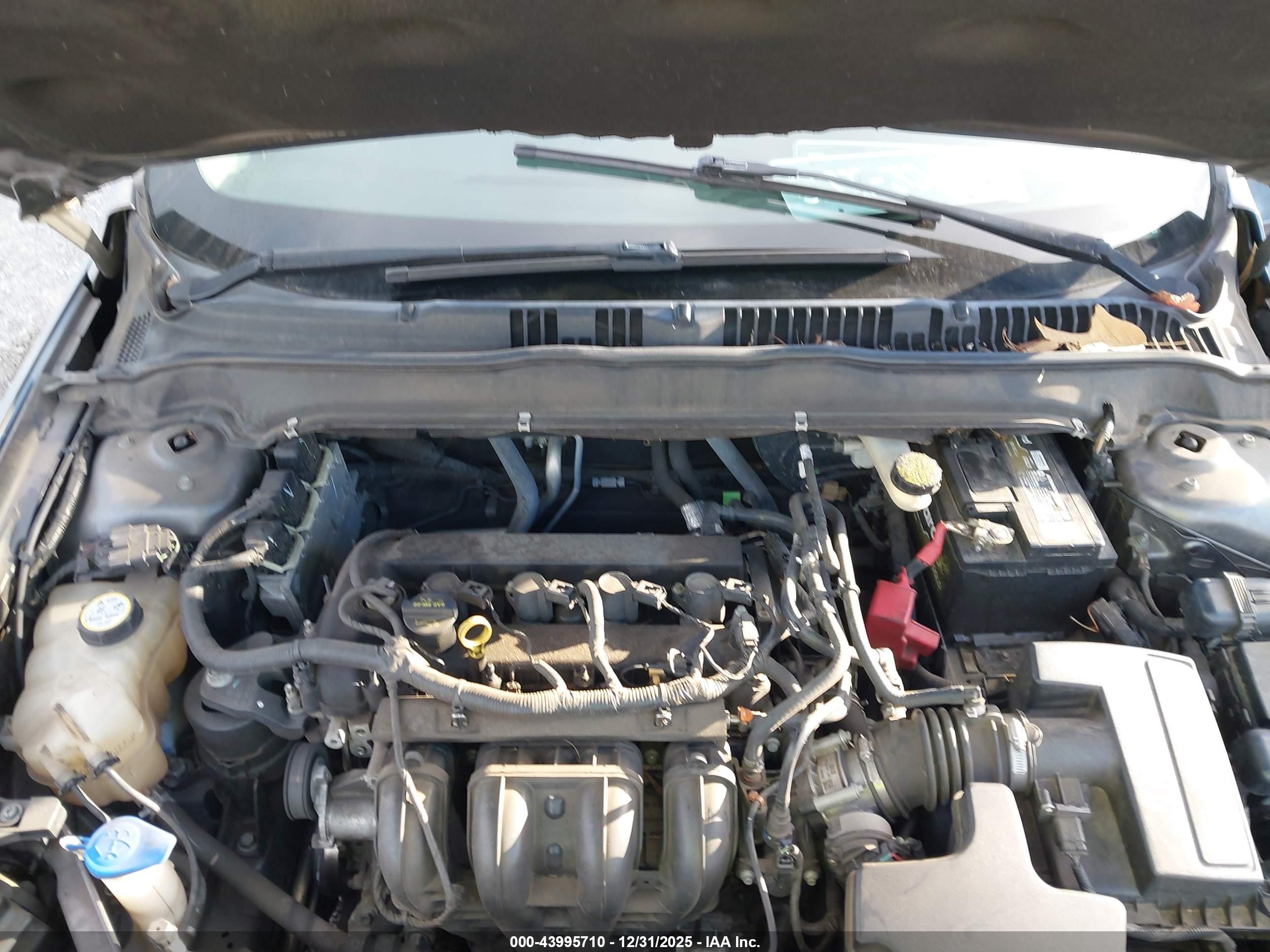FORD FUSION image 10