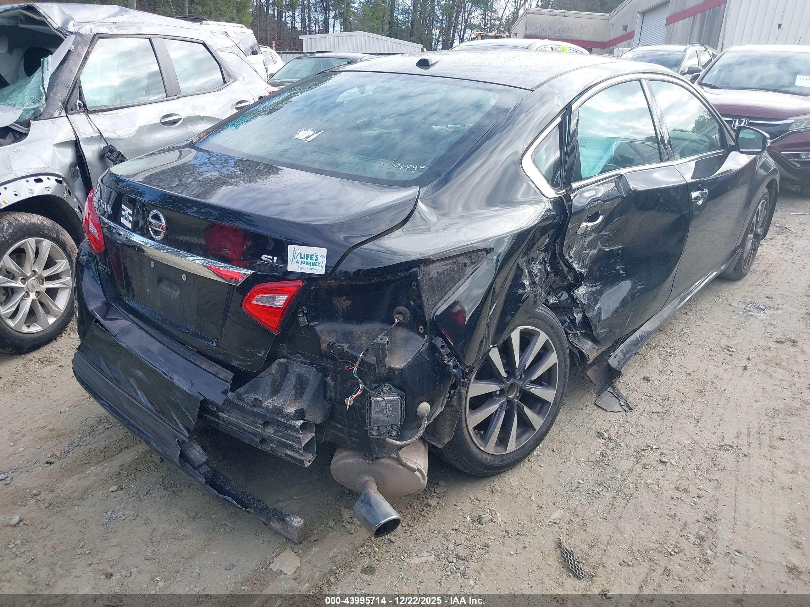 NISSAN ALTIMA image 4