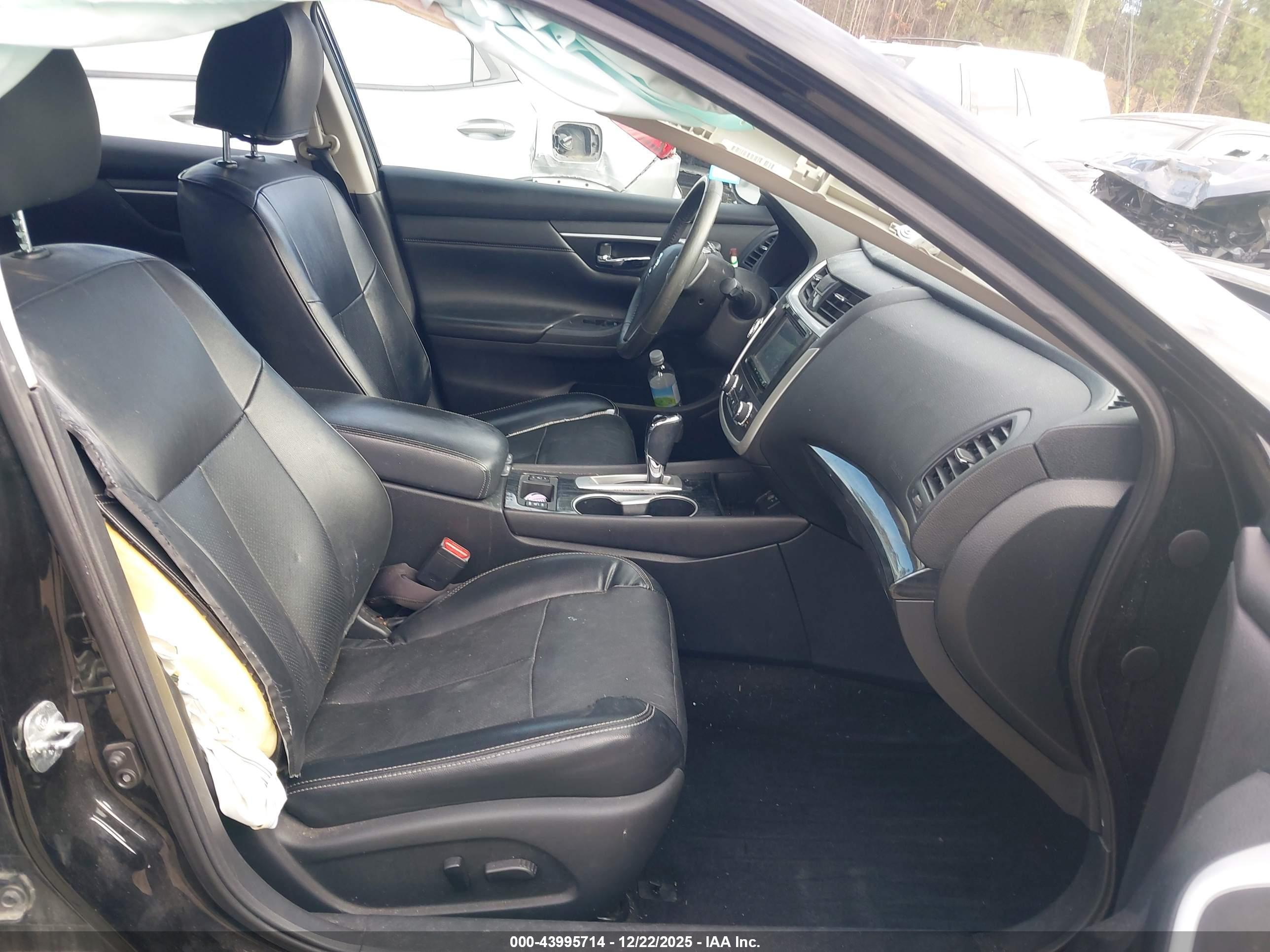 NISSAN ALTIMA image 5