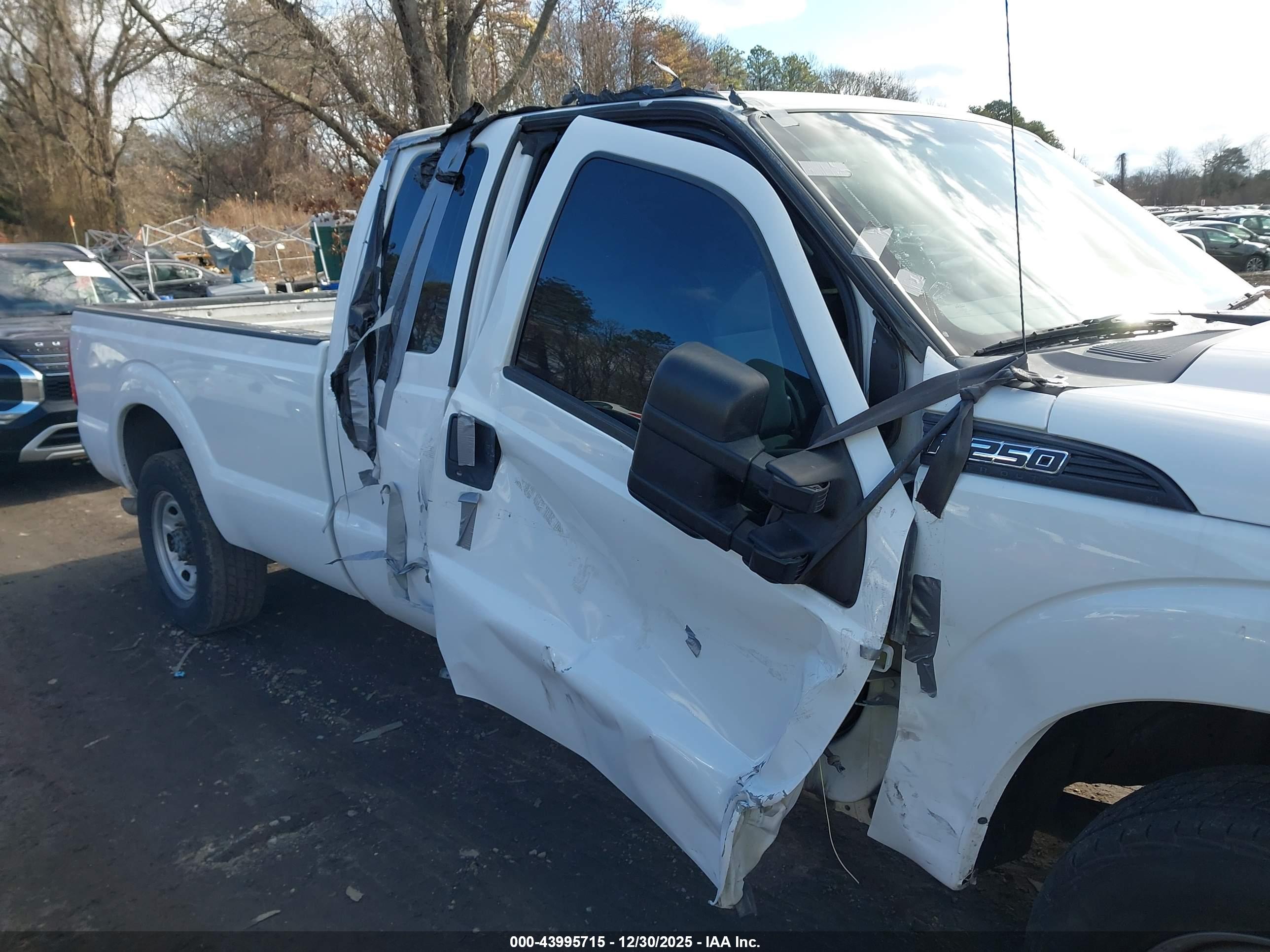 FORD F-250 image 6
