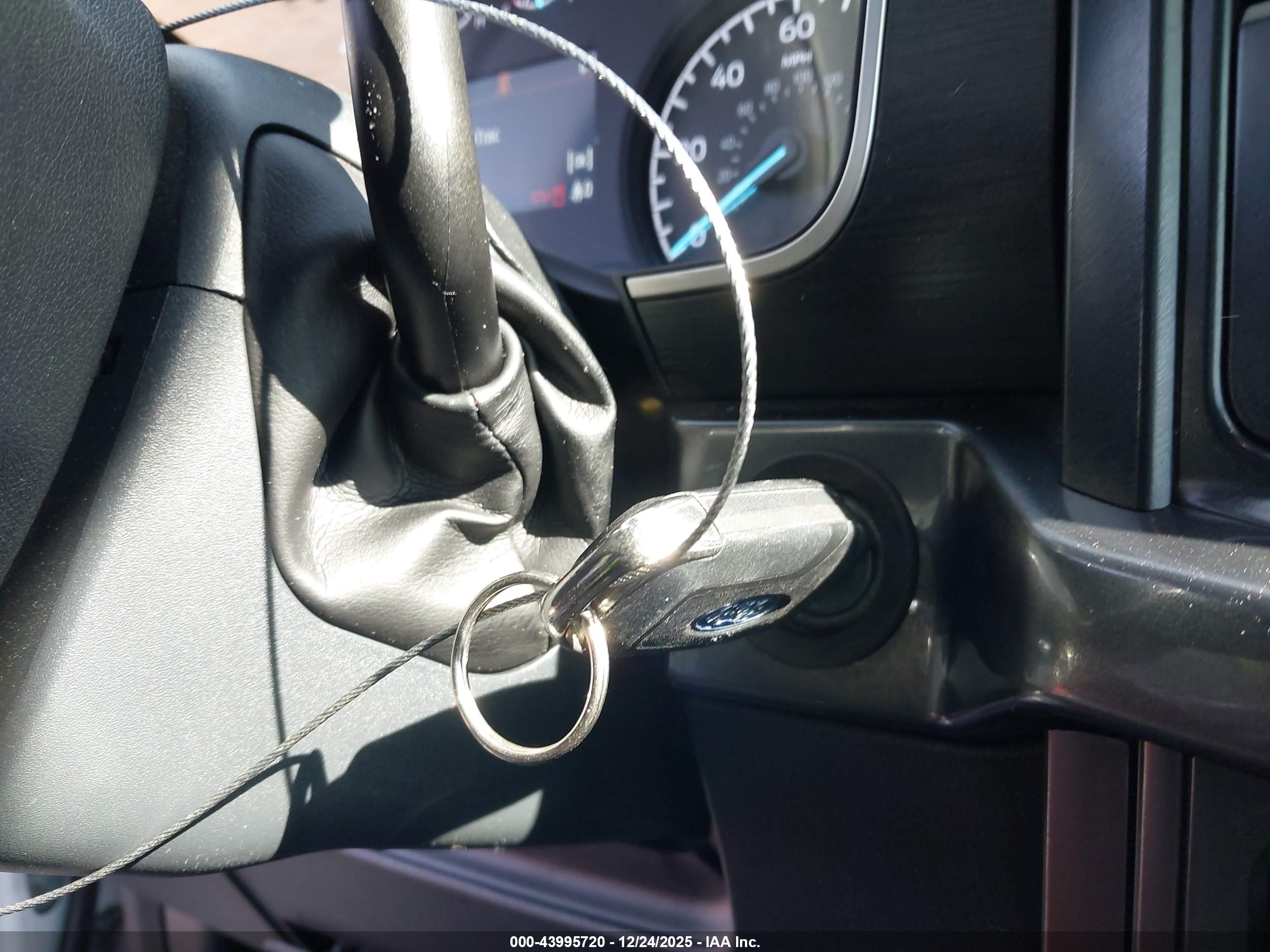 FORD F-150 image 11