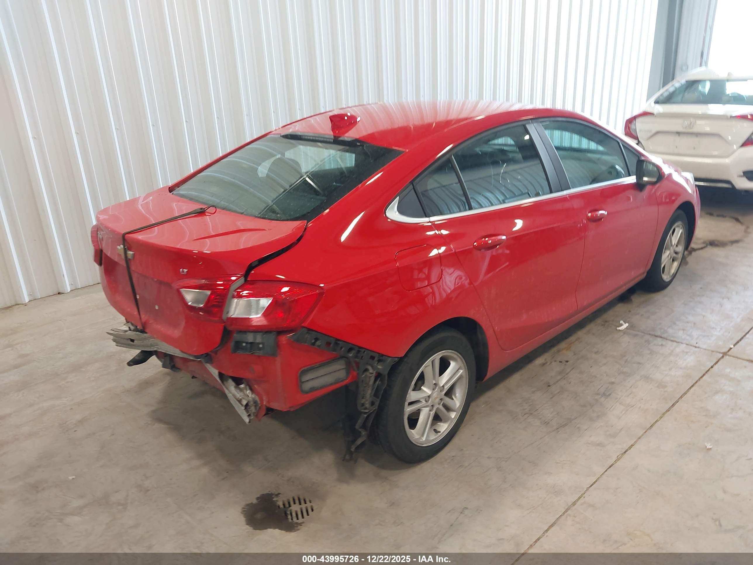 CHEVROLET CRUZE image 4