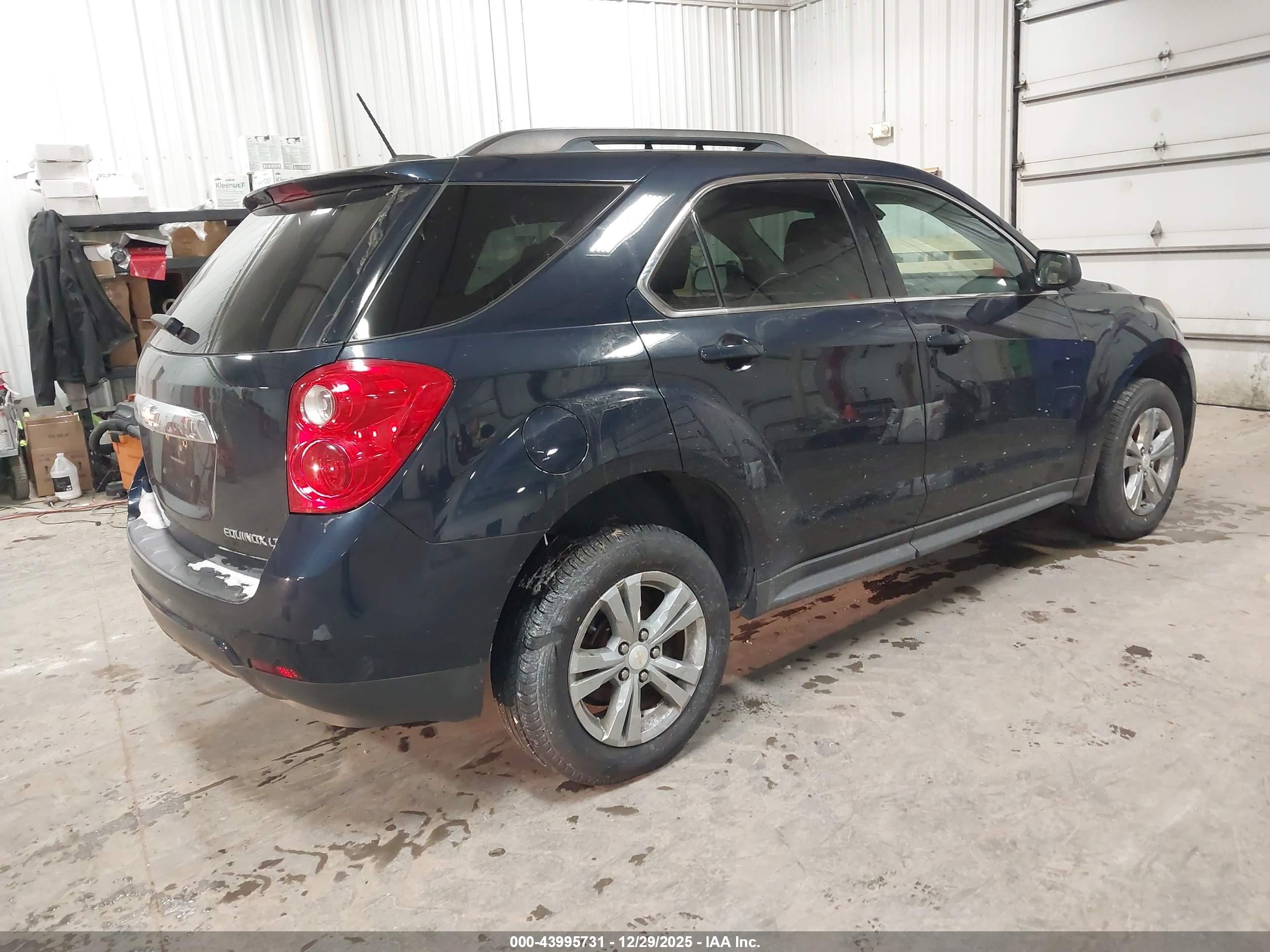 CHEVROLET EQUINOX image 4