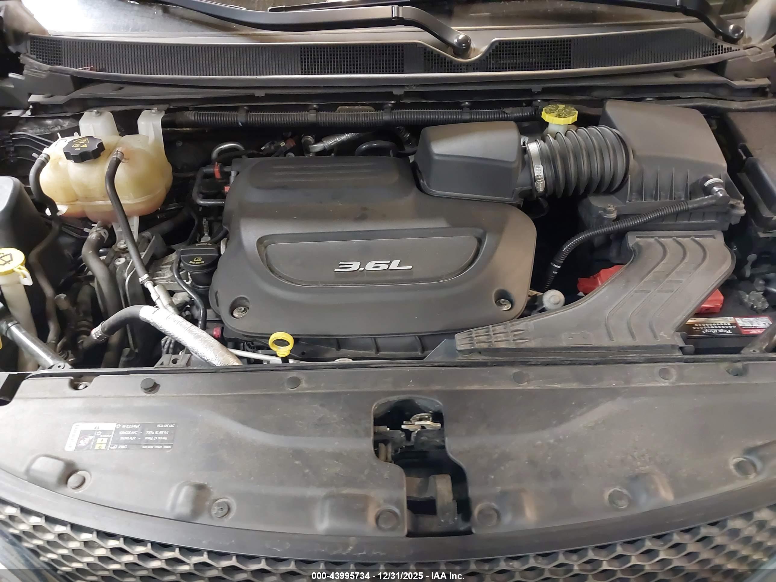 CHRYSLER PACIFICA image 10
