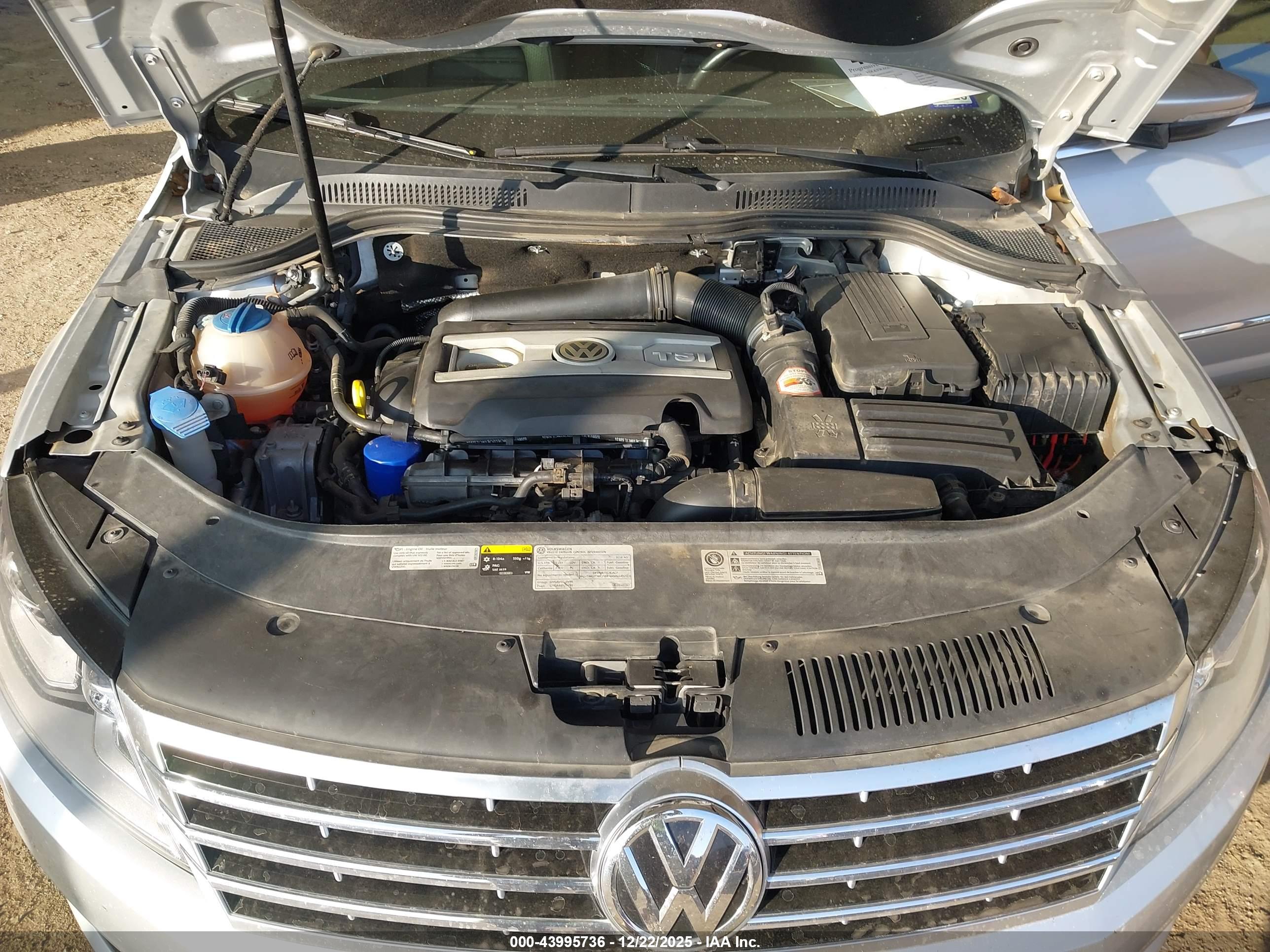 VOLKSWAGEN CC image 10