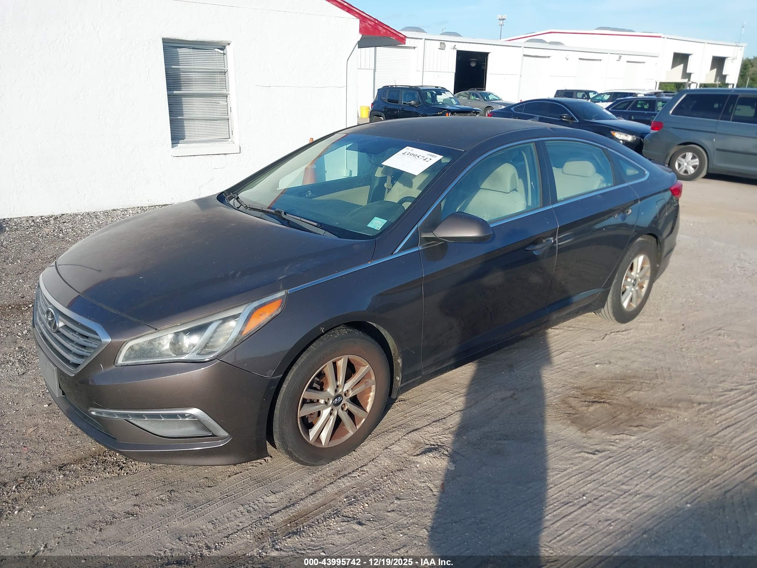 HYUNDAI SONATA image 2