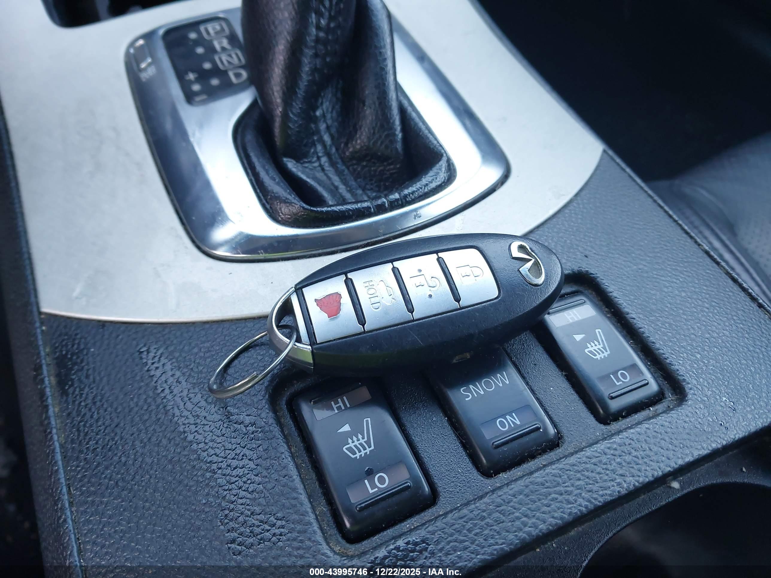 INFINITI G35X image 11