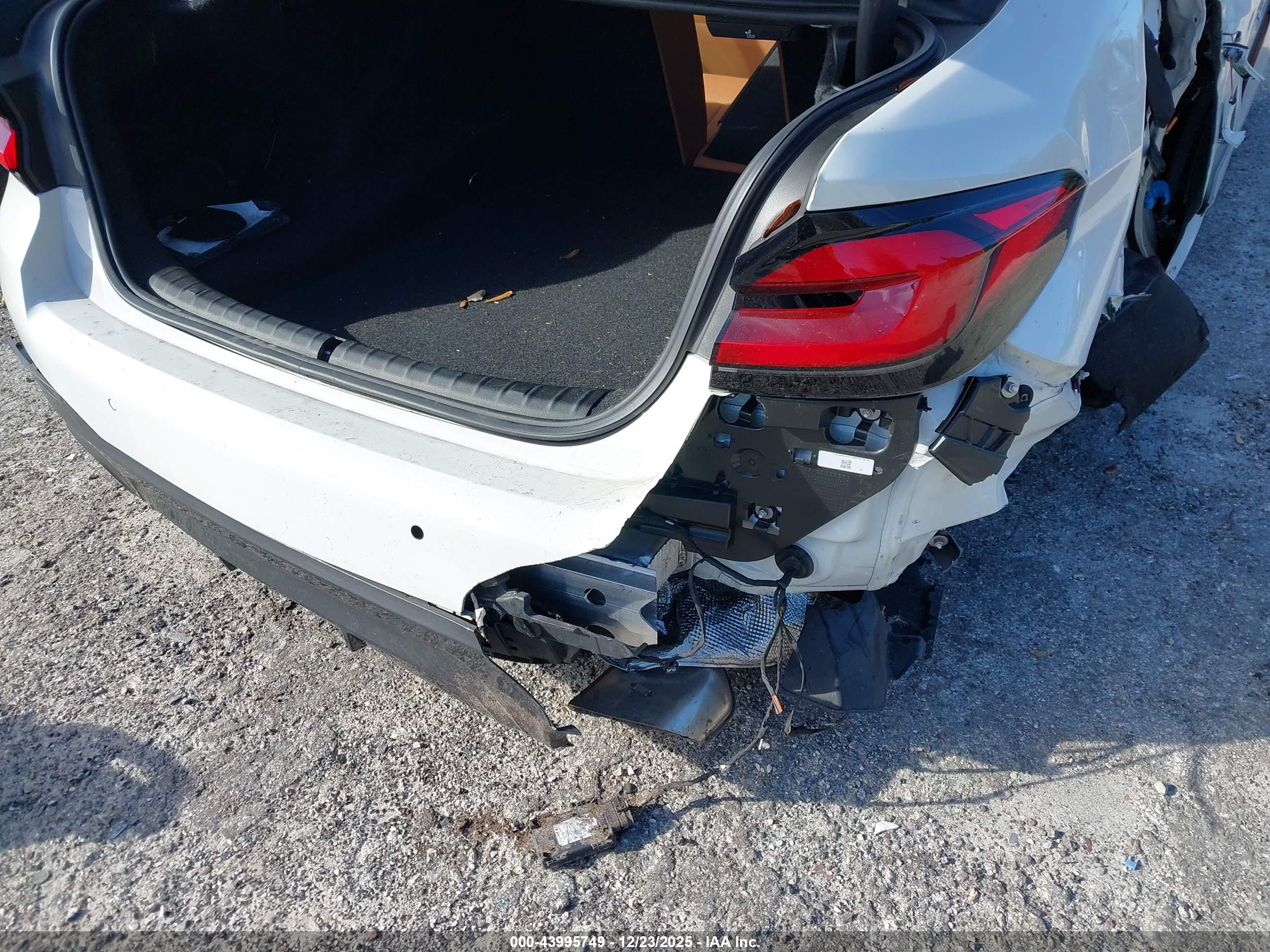BMW 540 image 6