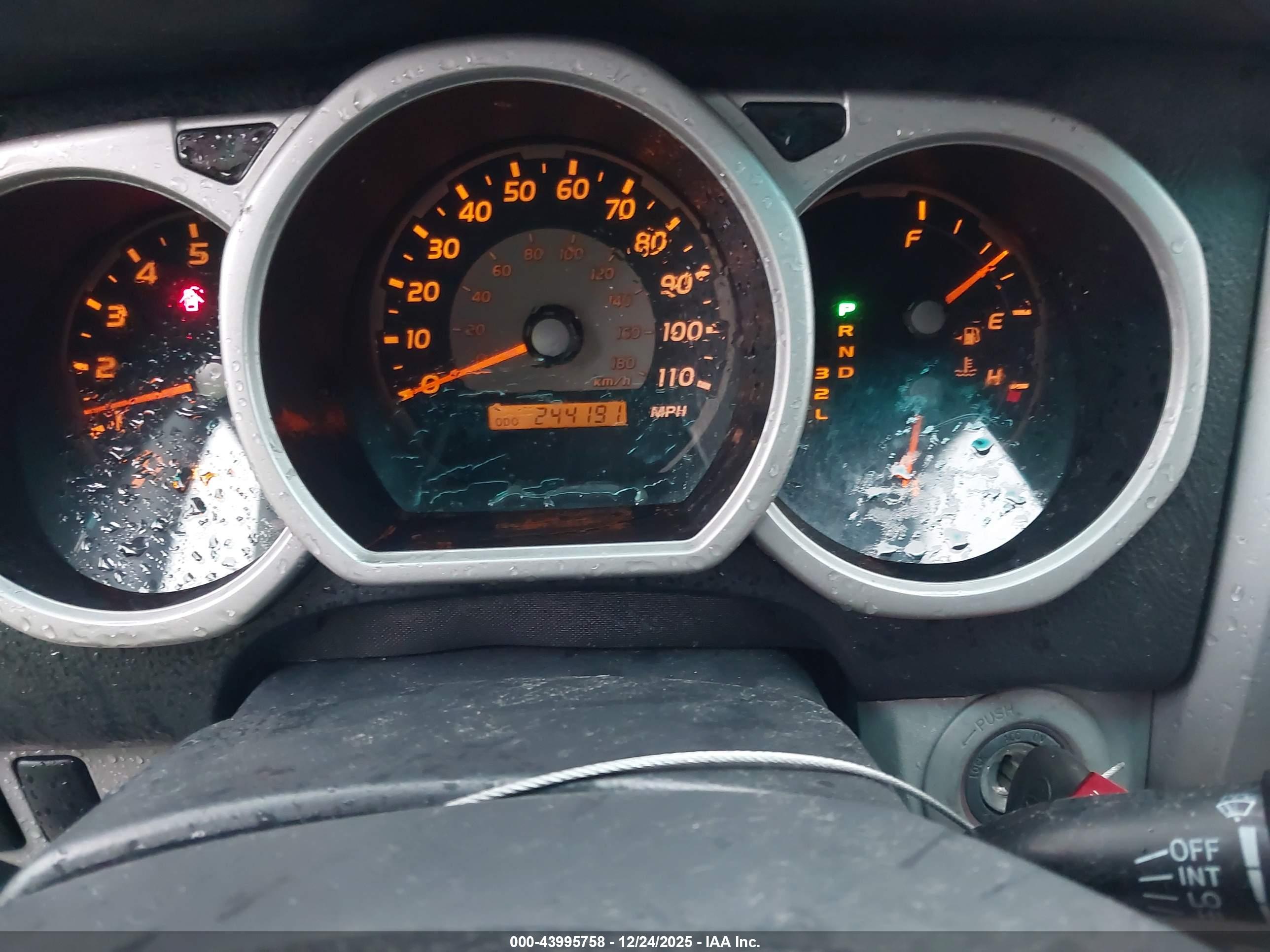 TOYOTA 4RUNNER image 7