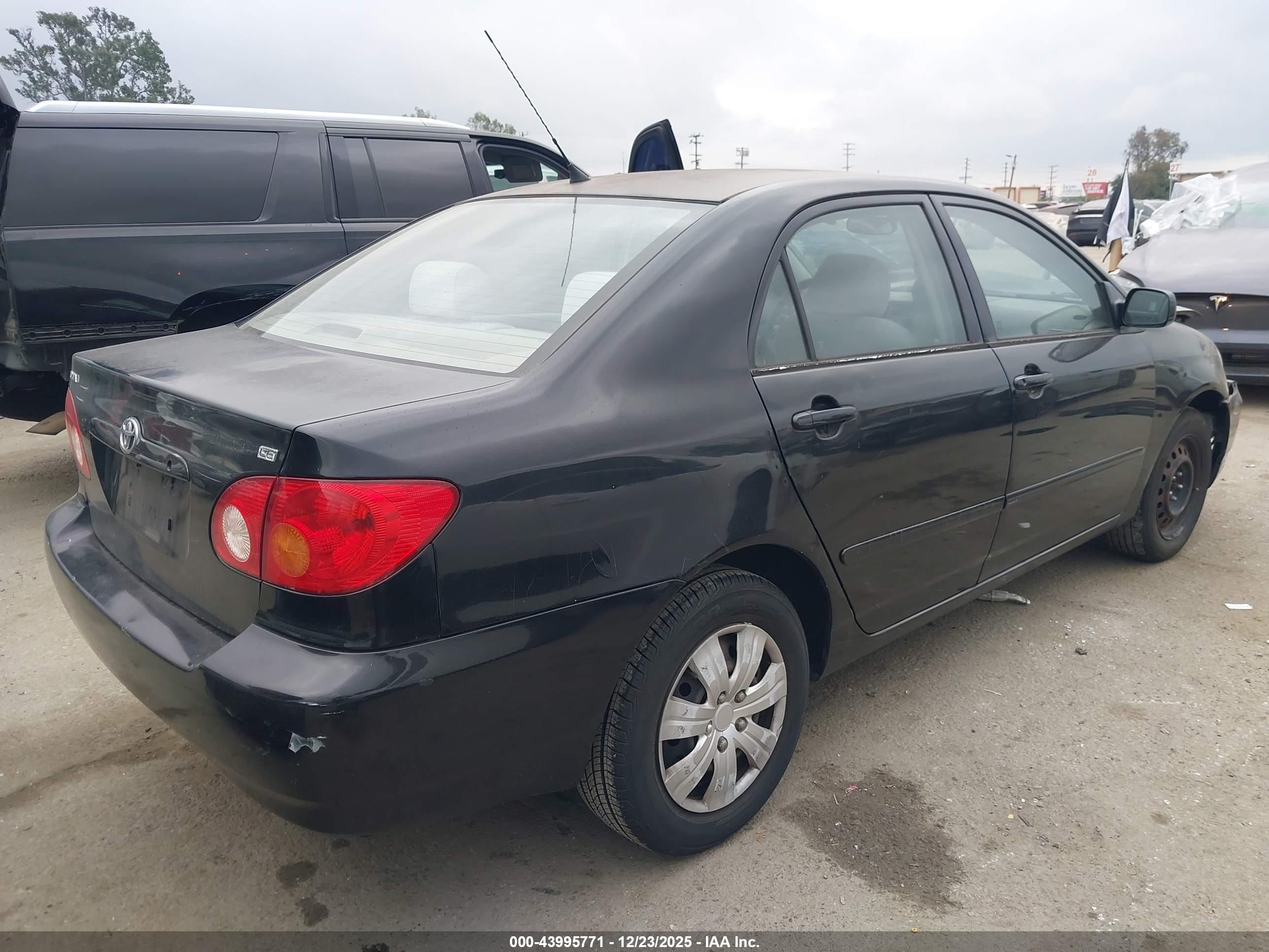 TOYOTA COROLLA image 4