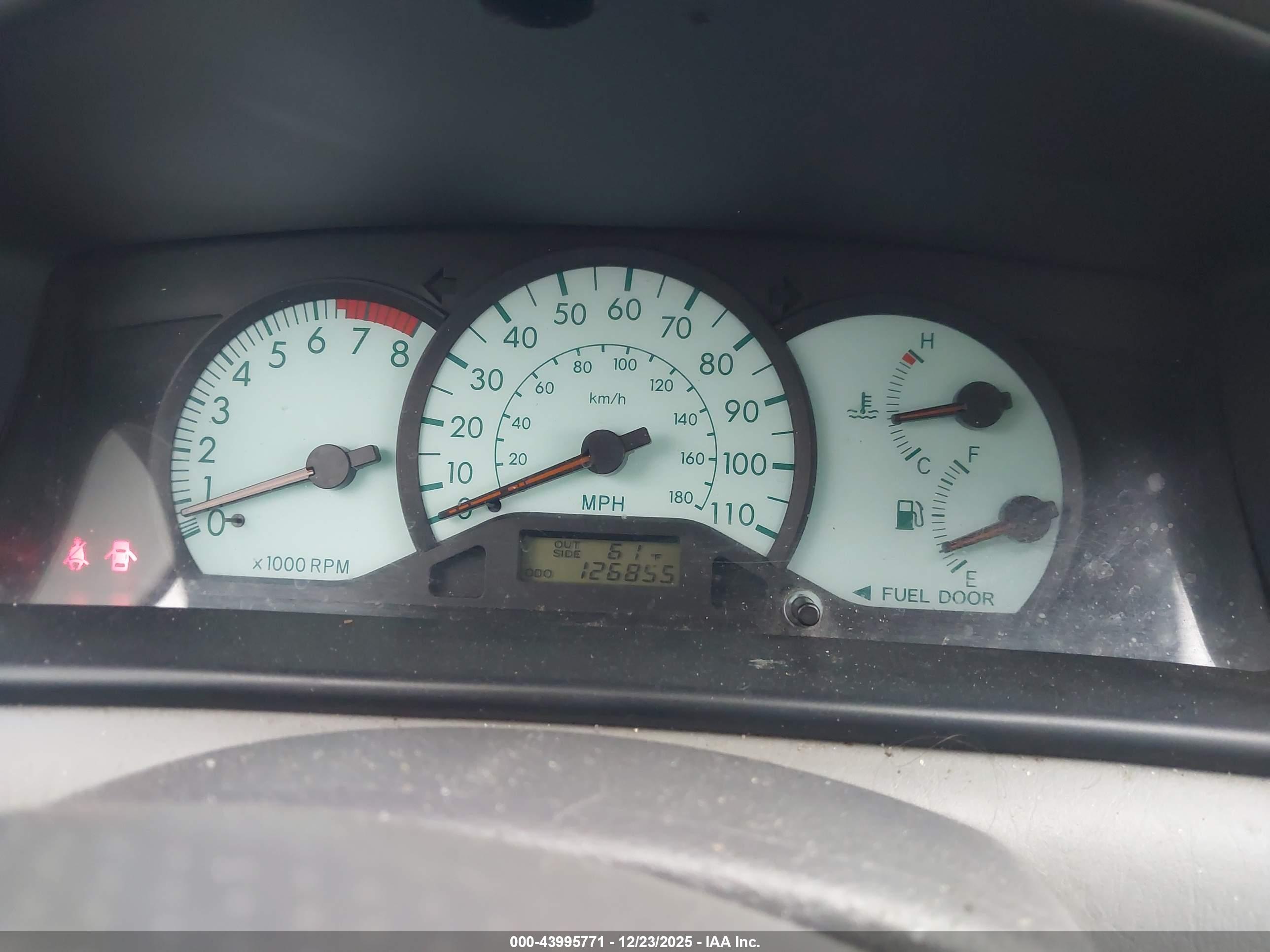 TOYOTA COROLLA image 7