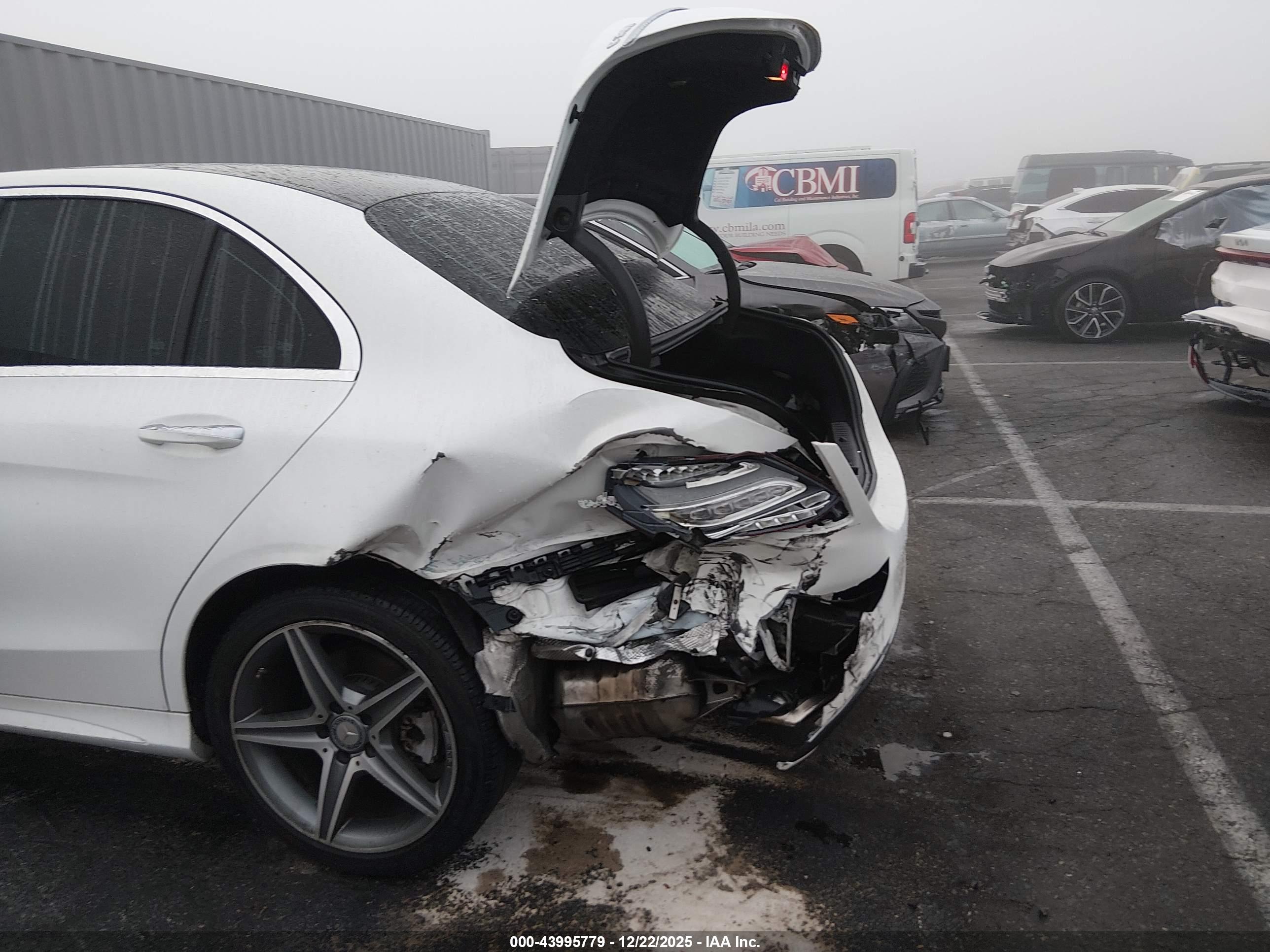 MERCEDES-BENZ C image 6