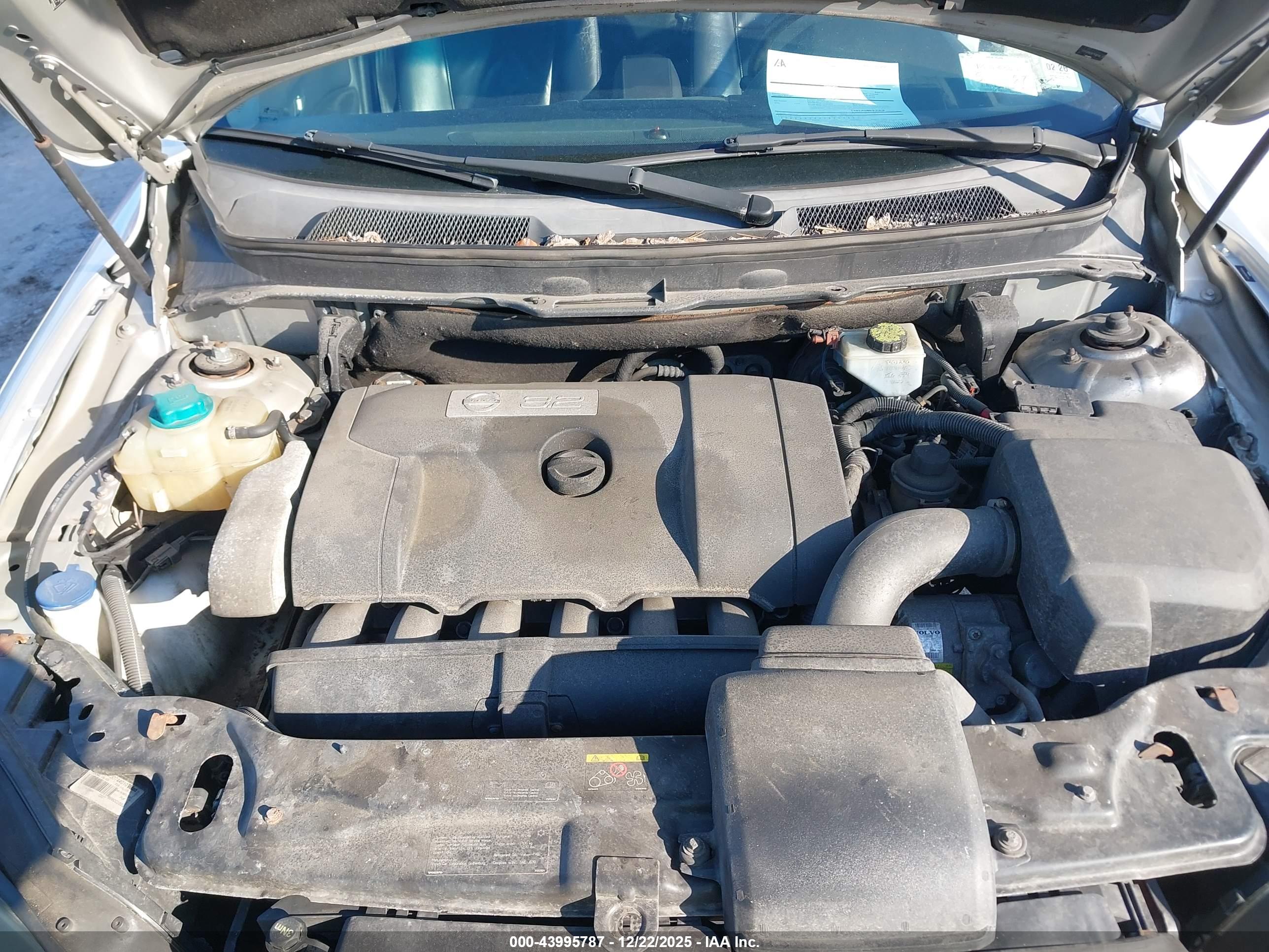VOLVO XC90 image 10