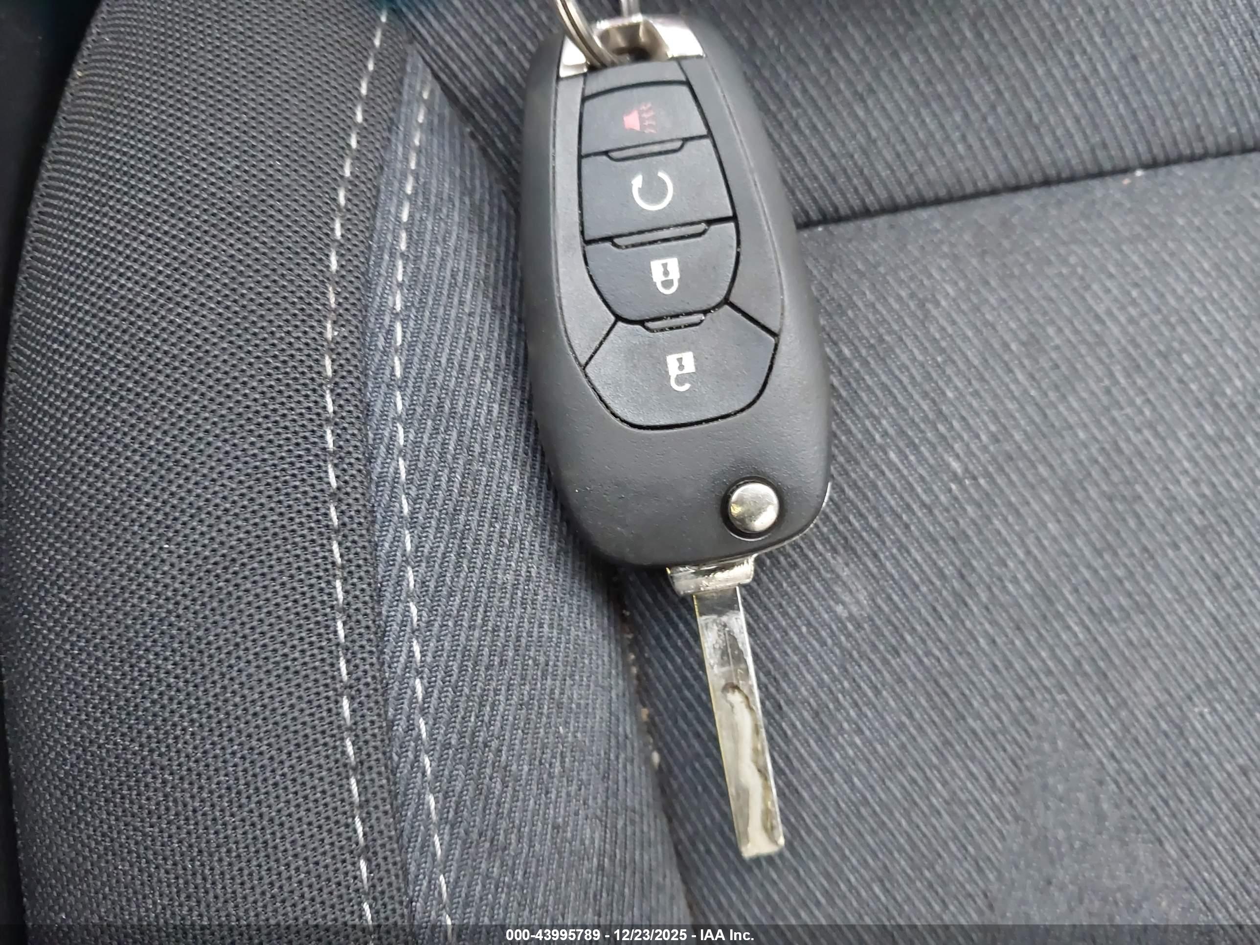 CHEVROLET TRAX image 11
