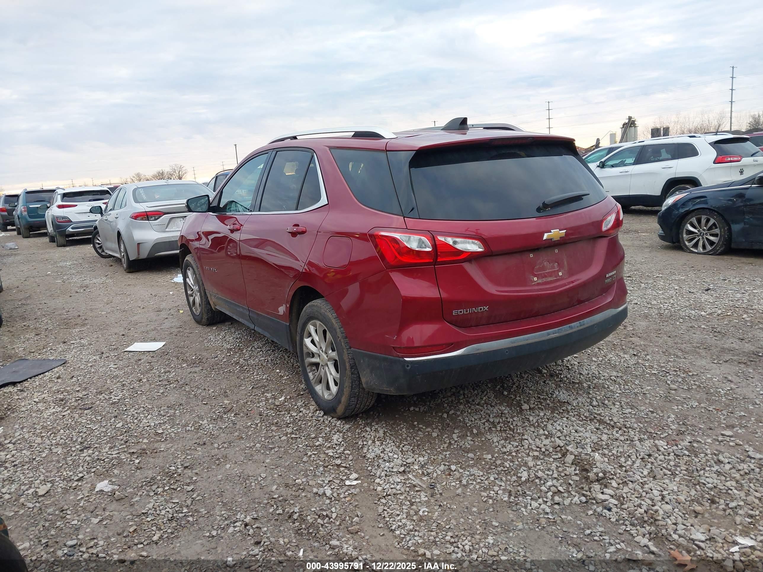 CHEVROLET EQUINOX image 3