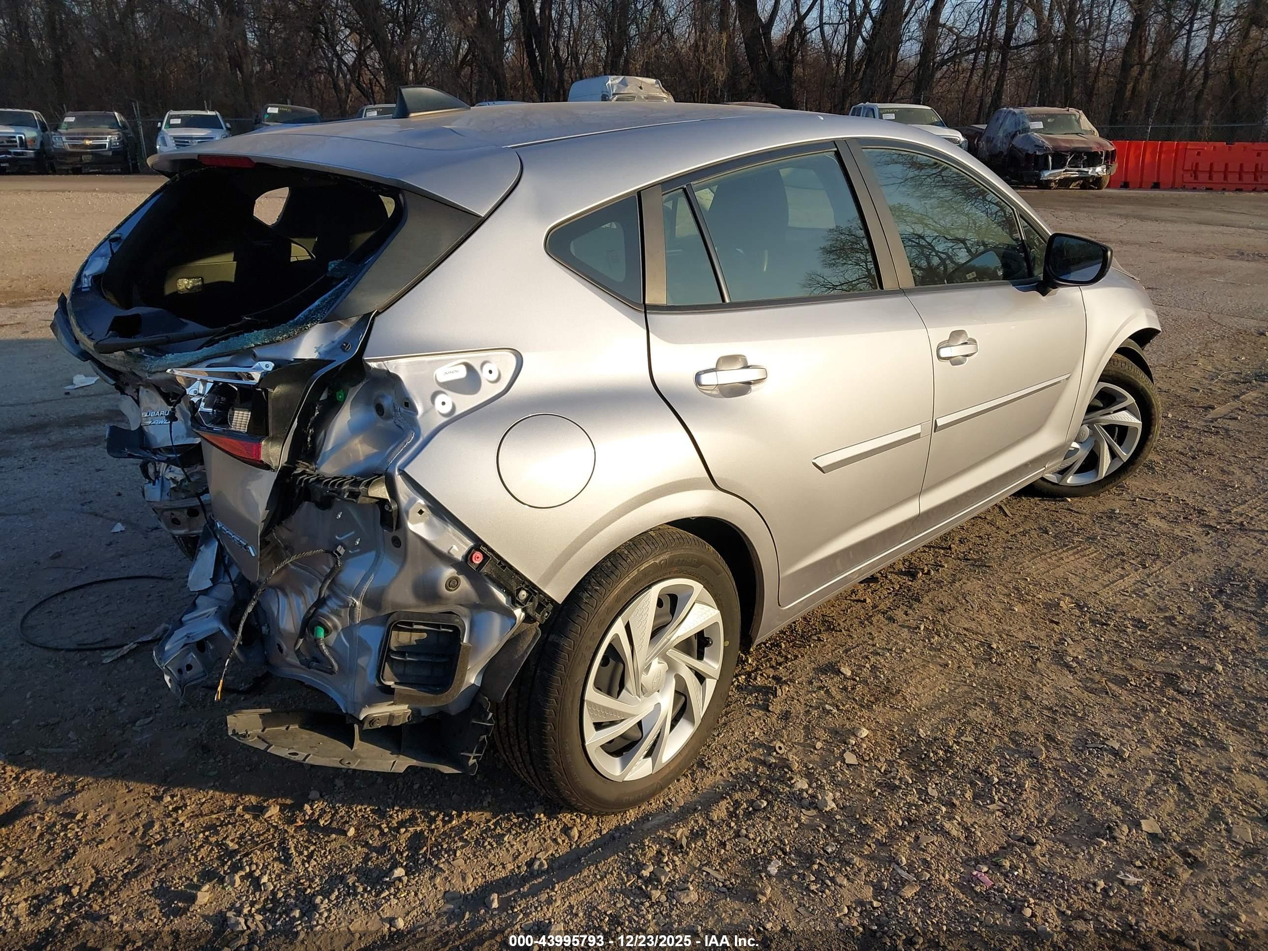 SUBARU IMPREZA image 4