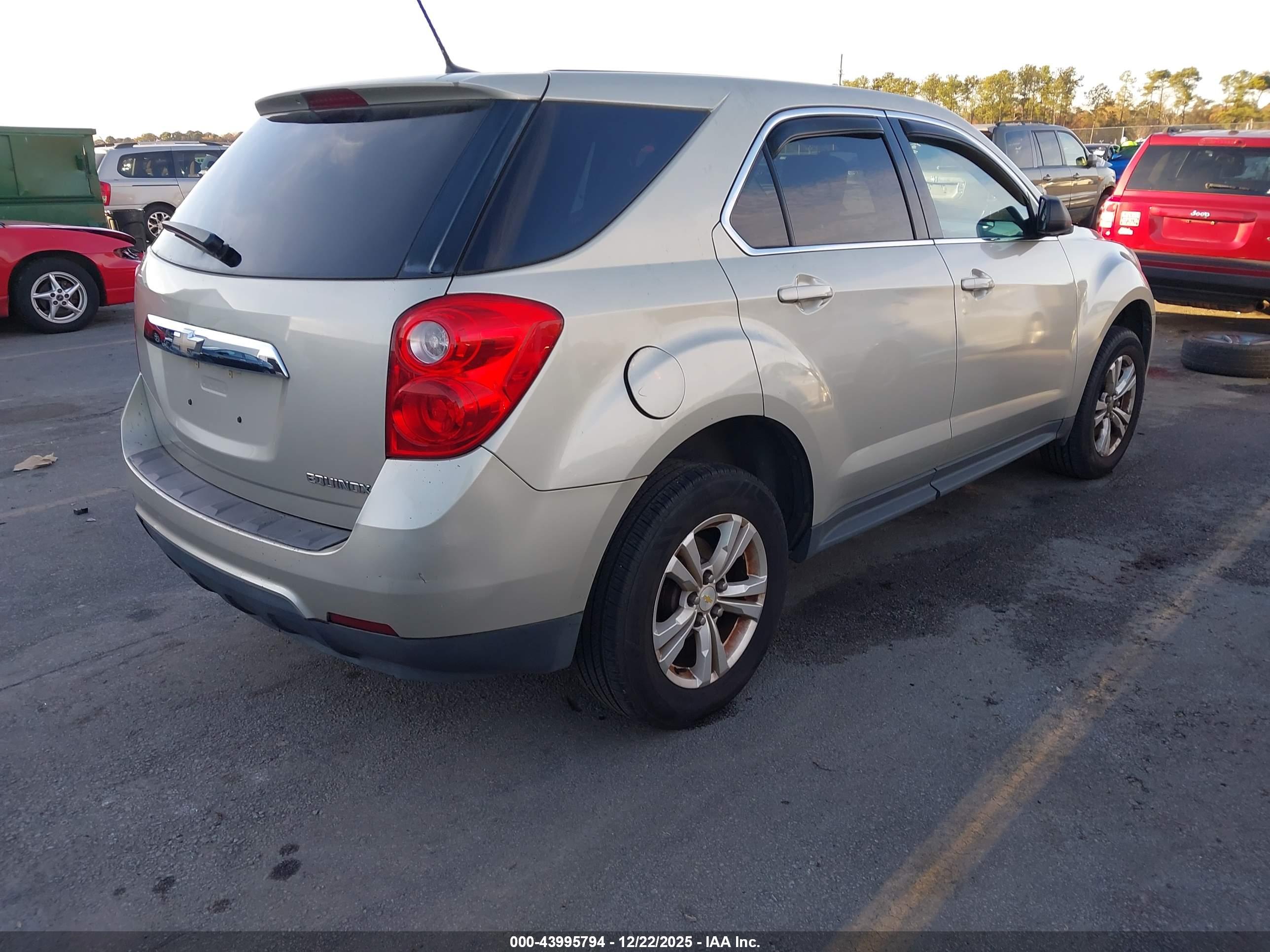CHEVROLET EQUINOX image 4