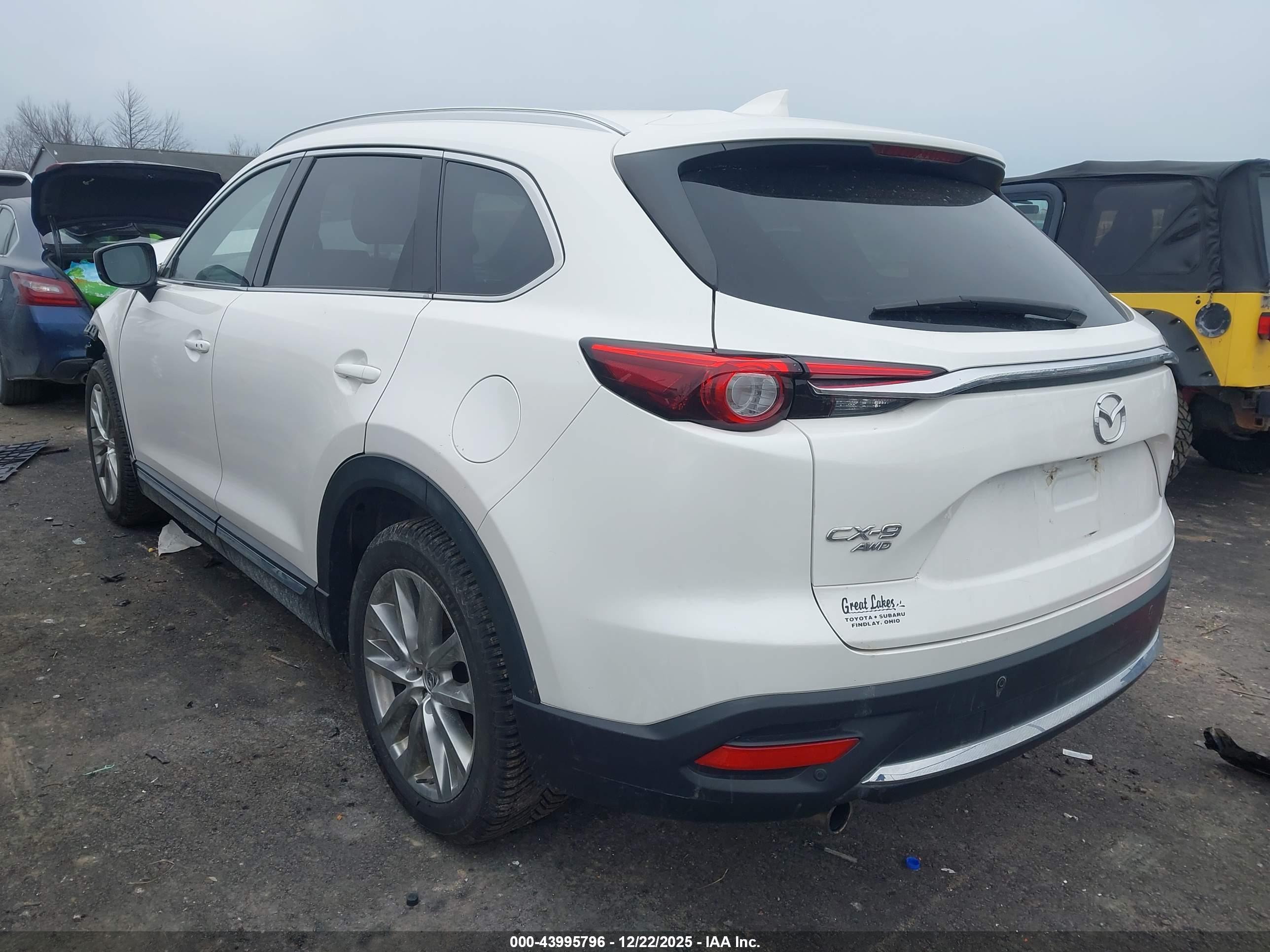 MAZDA CX-9 image 3