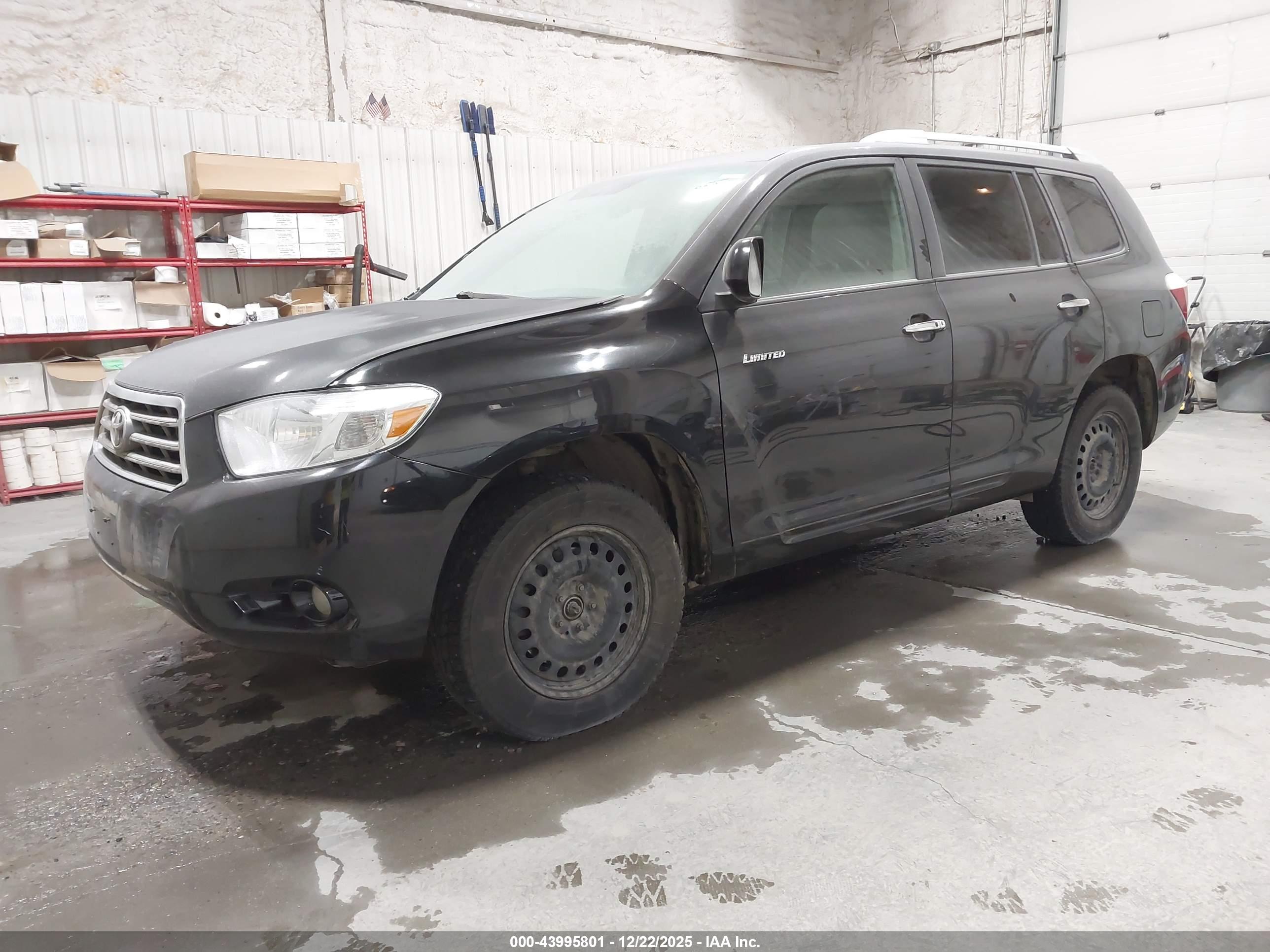 TOYOTA HIGHLANDER image 2