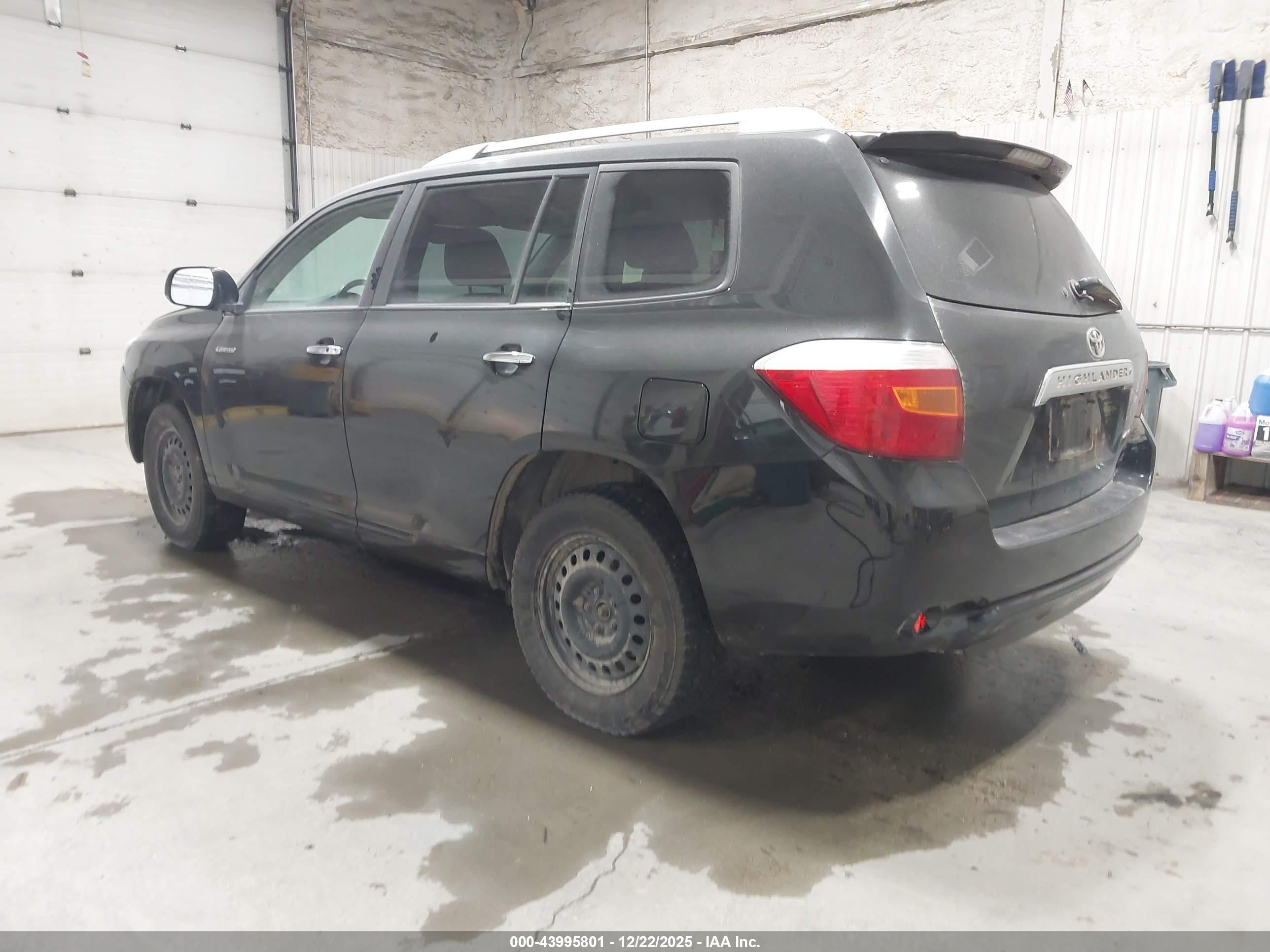 TOYOTA HIGHLANDER image 3