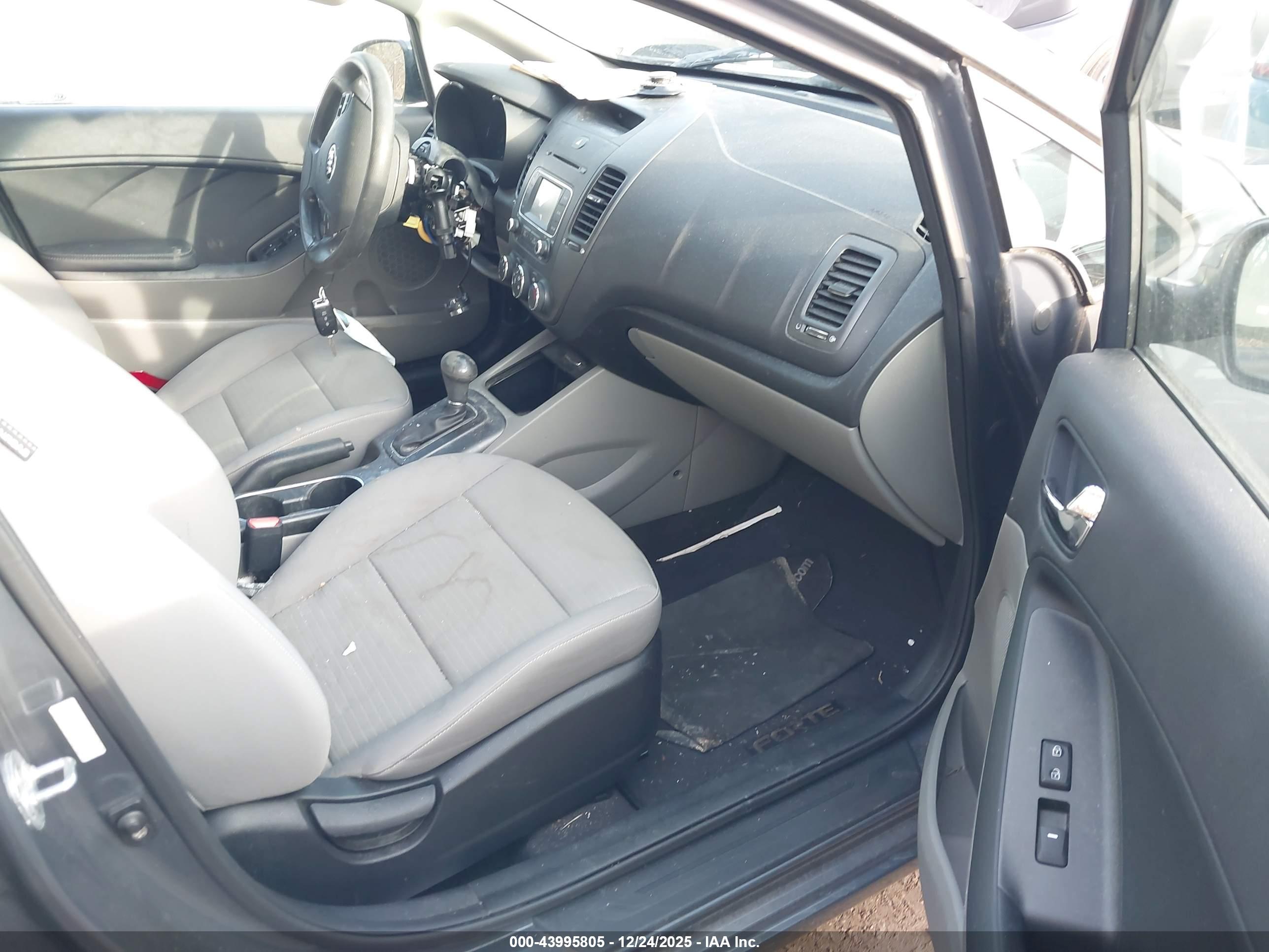 KIA FORTE image 5