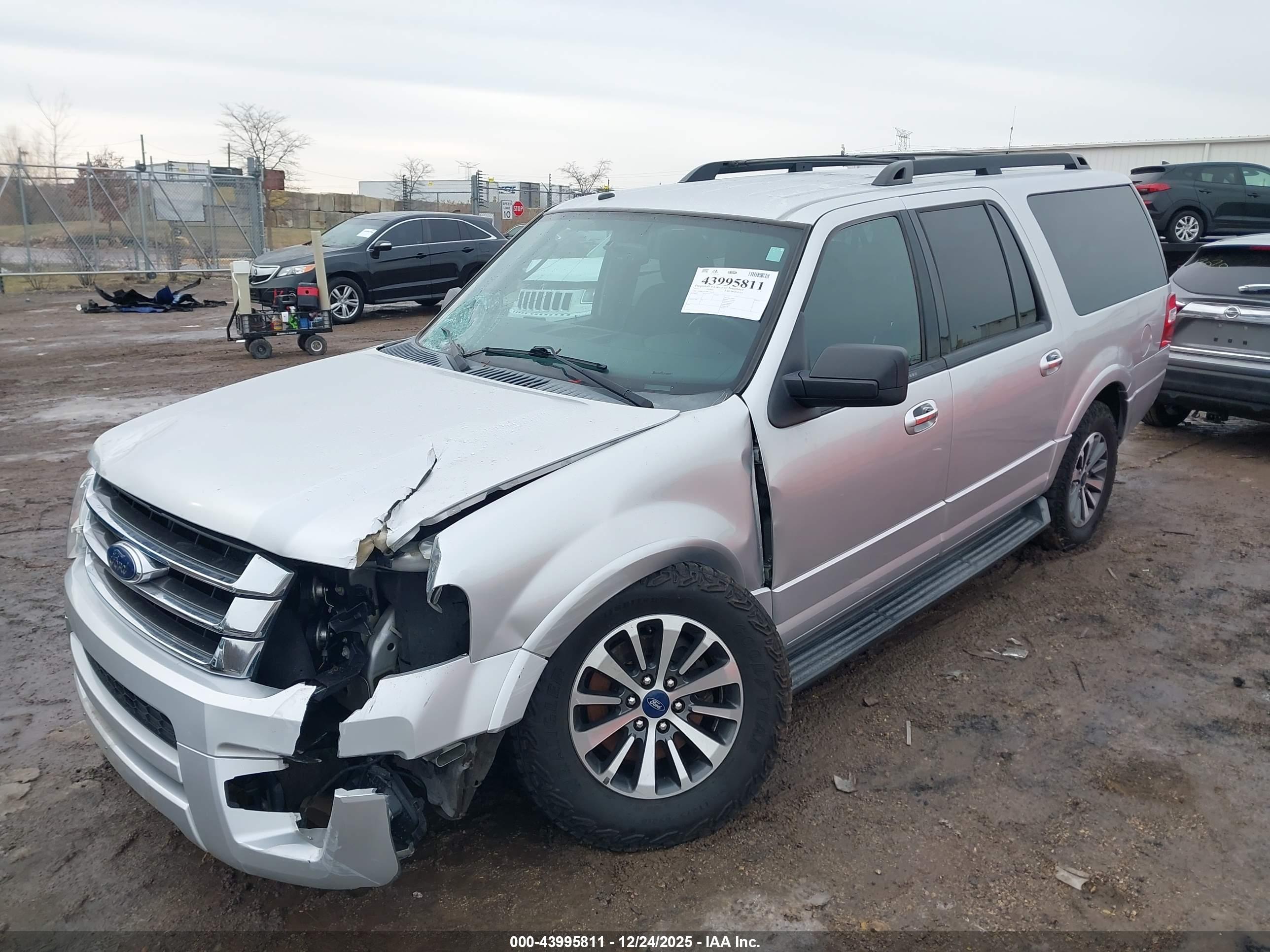 FORD EXPEDITION image 2