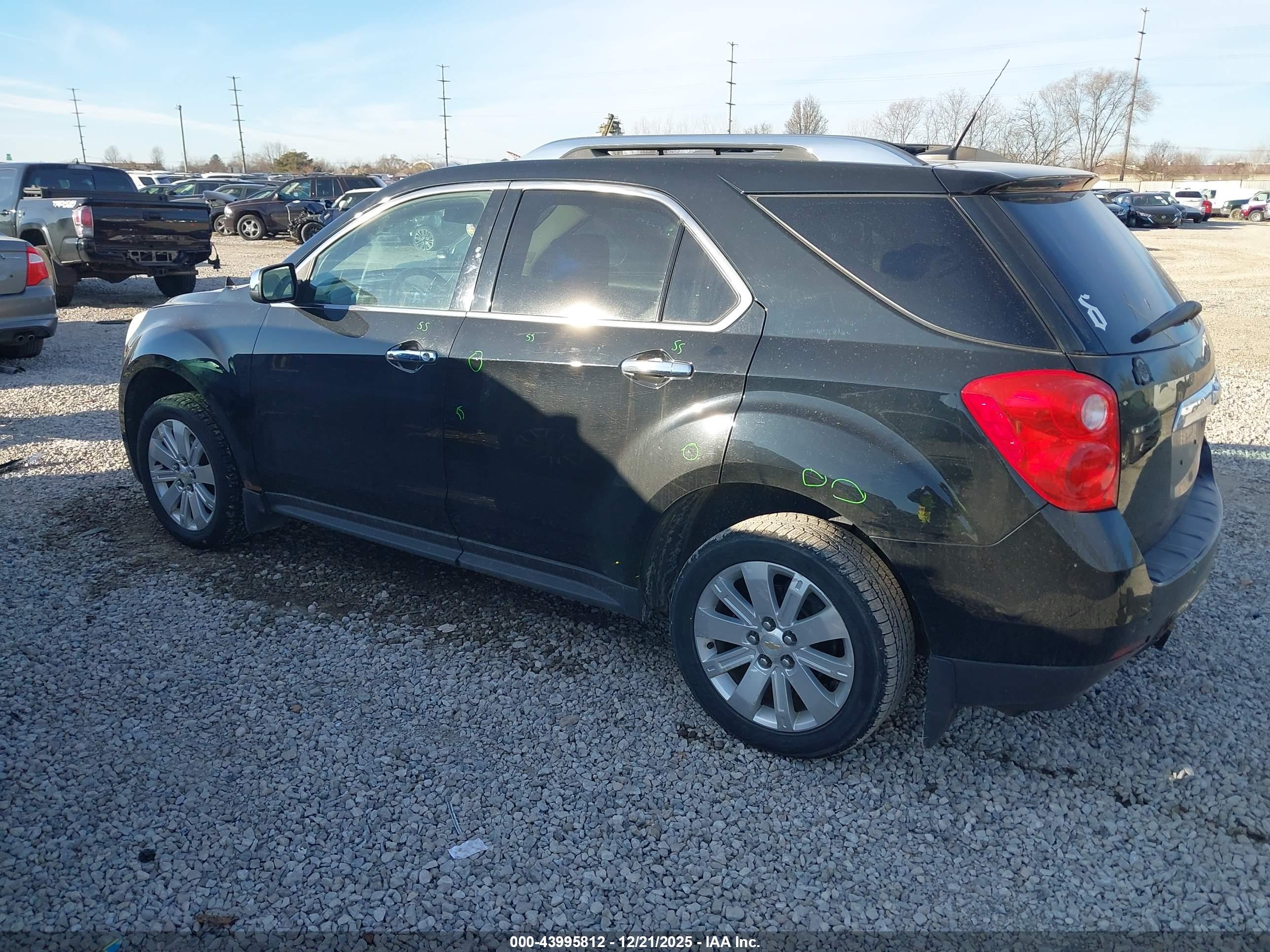 CHEVROLET EQUINOX image 3