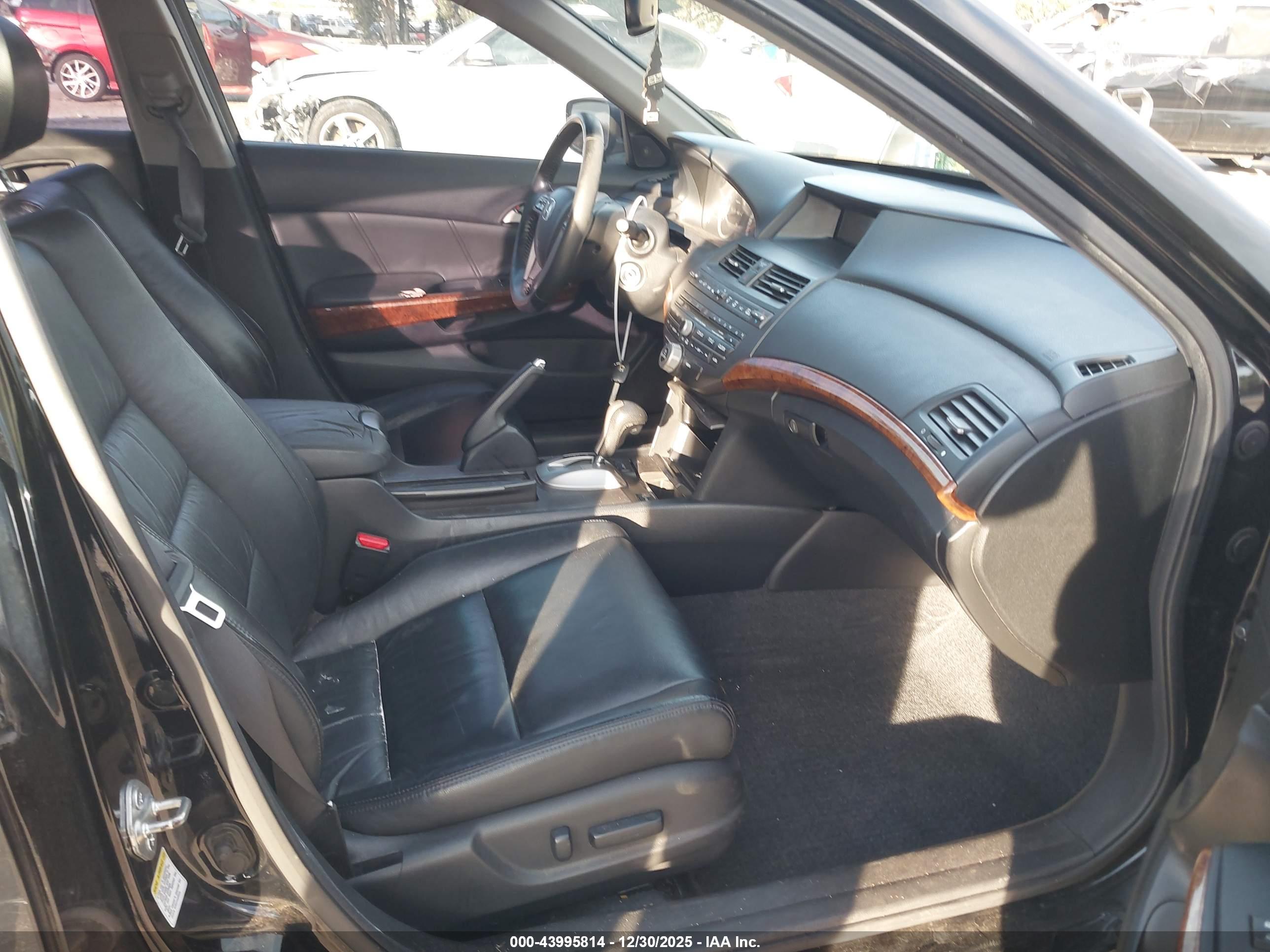 HONDA ACCORD image 5
