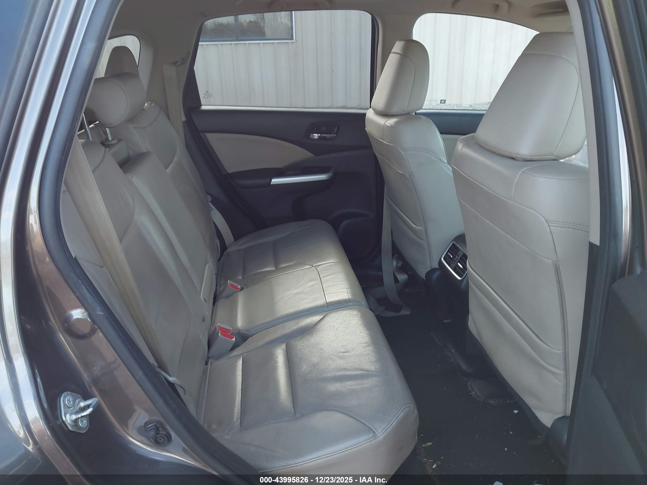 HONDA CR-V image 8