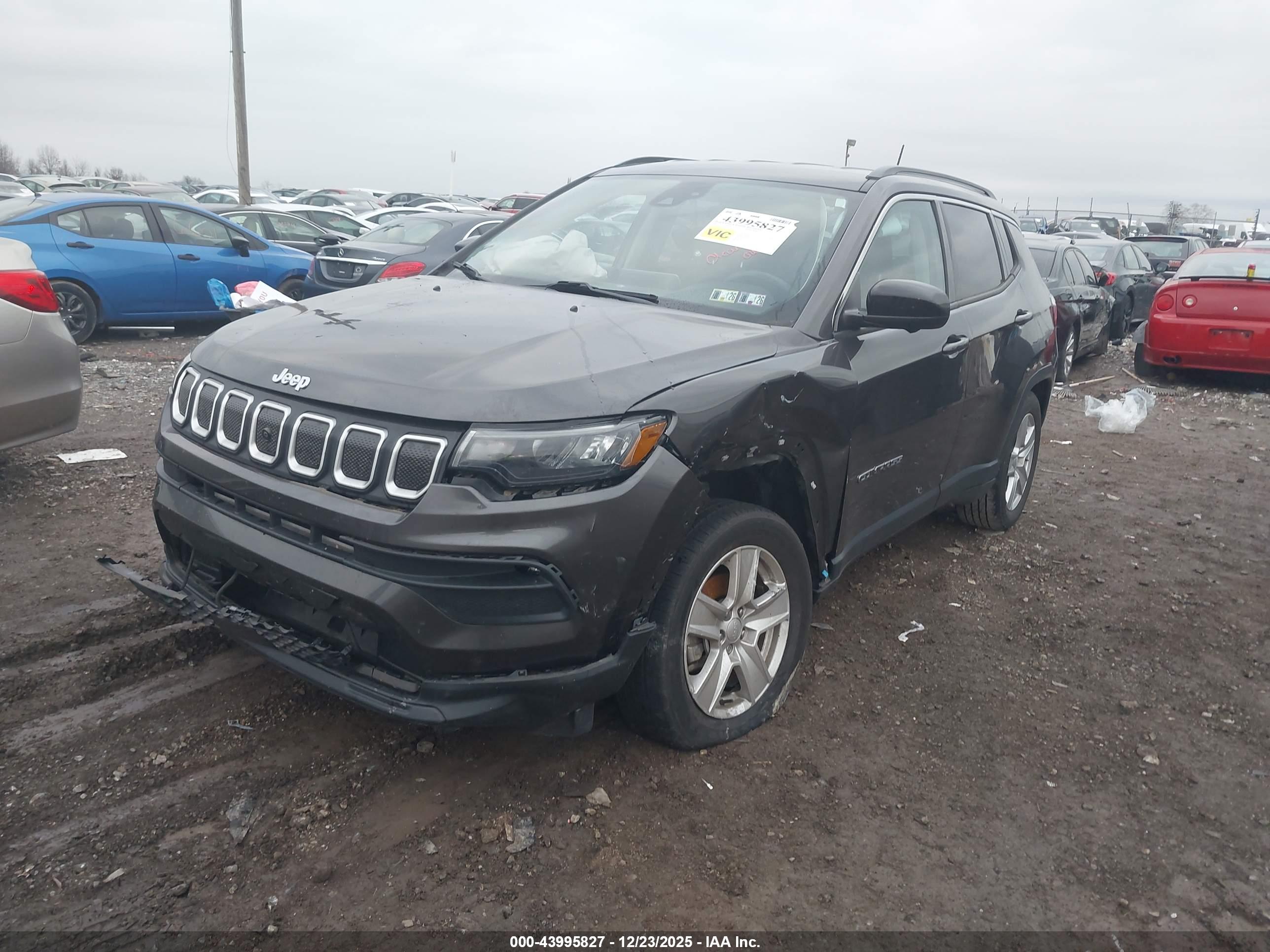 JEEP COMPASS image 2