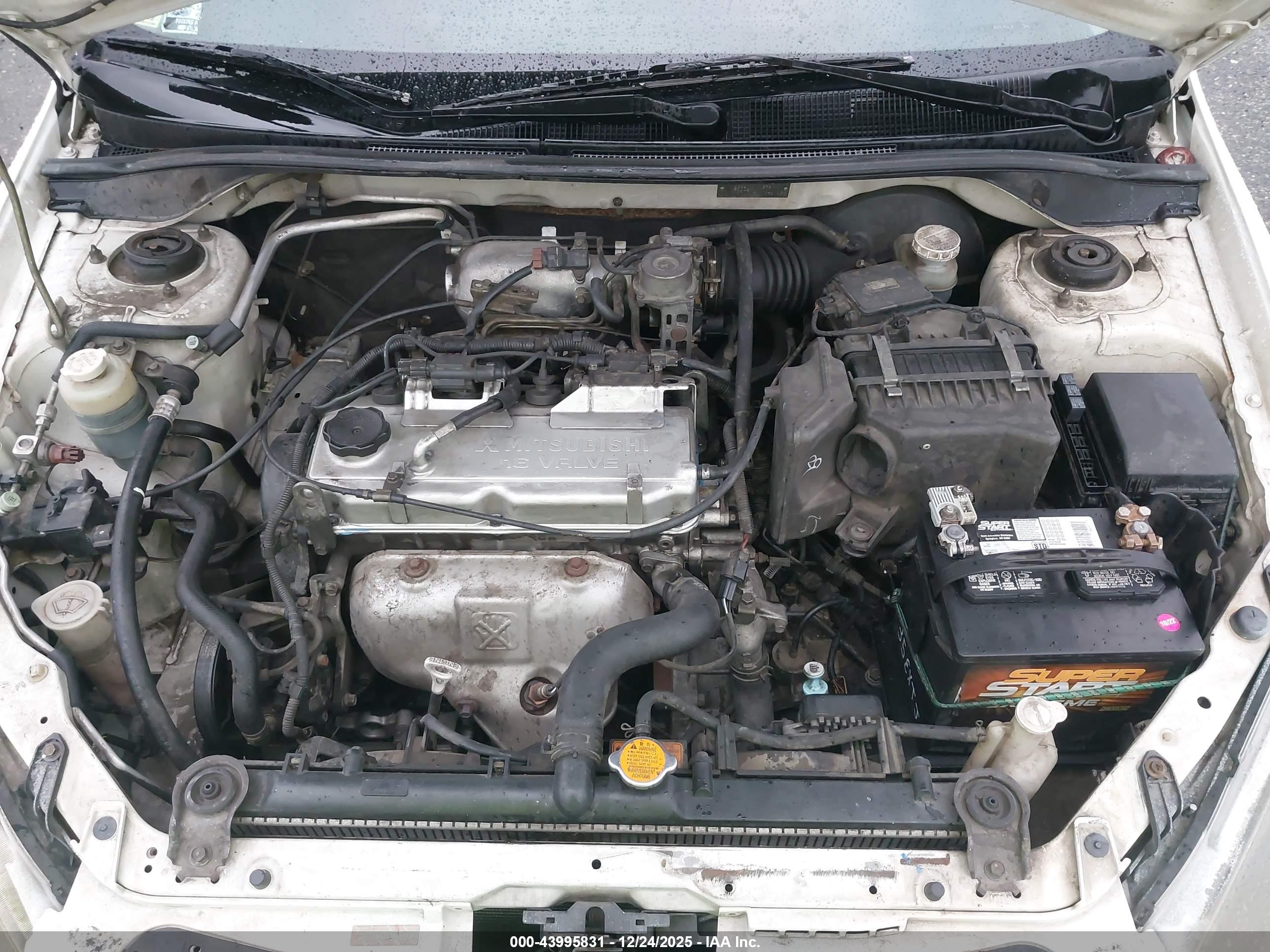 MITSUBISHI LANCER image 10
