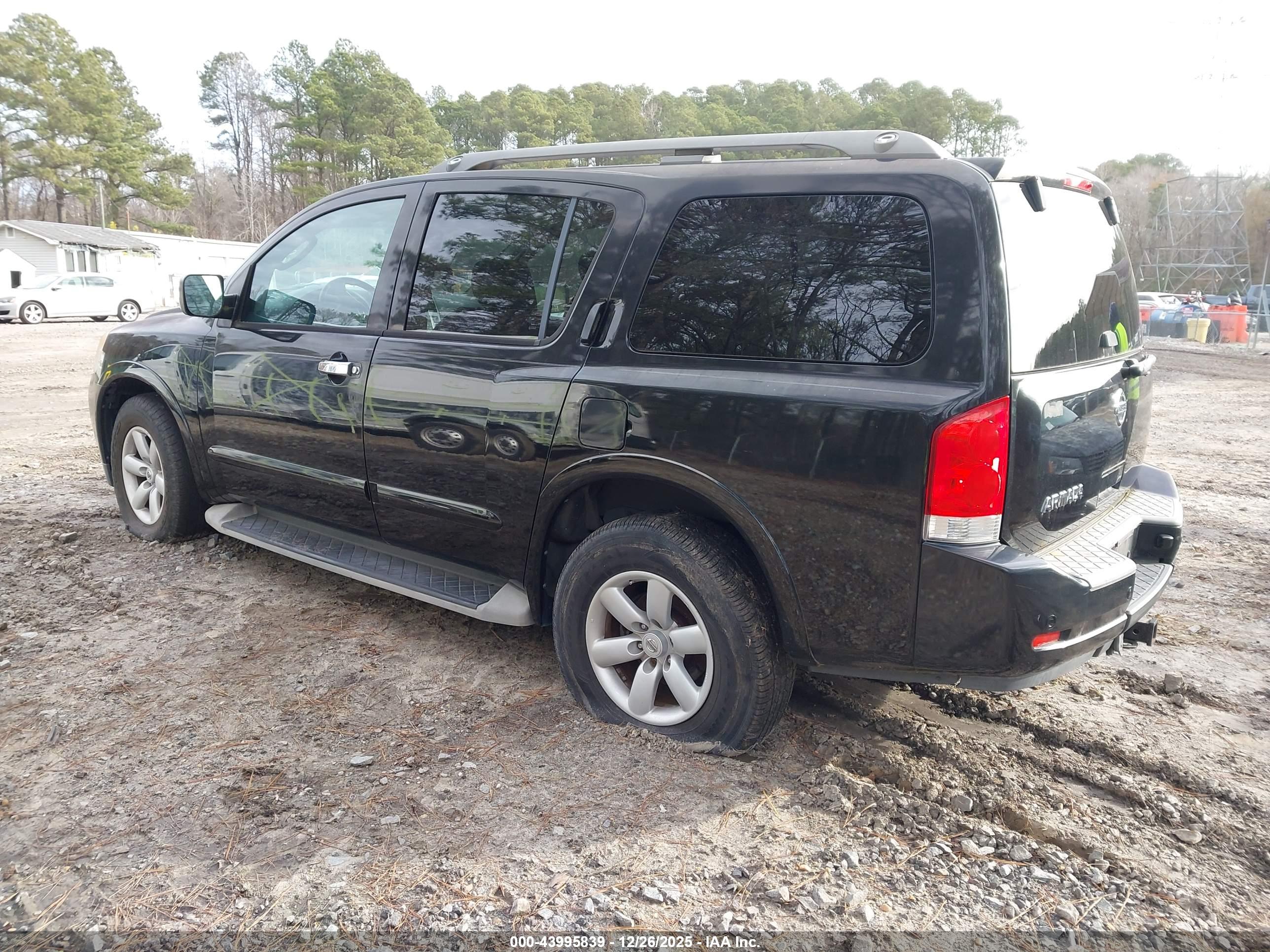 NISSAN ARMADA image 3