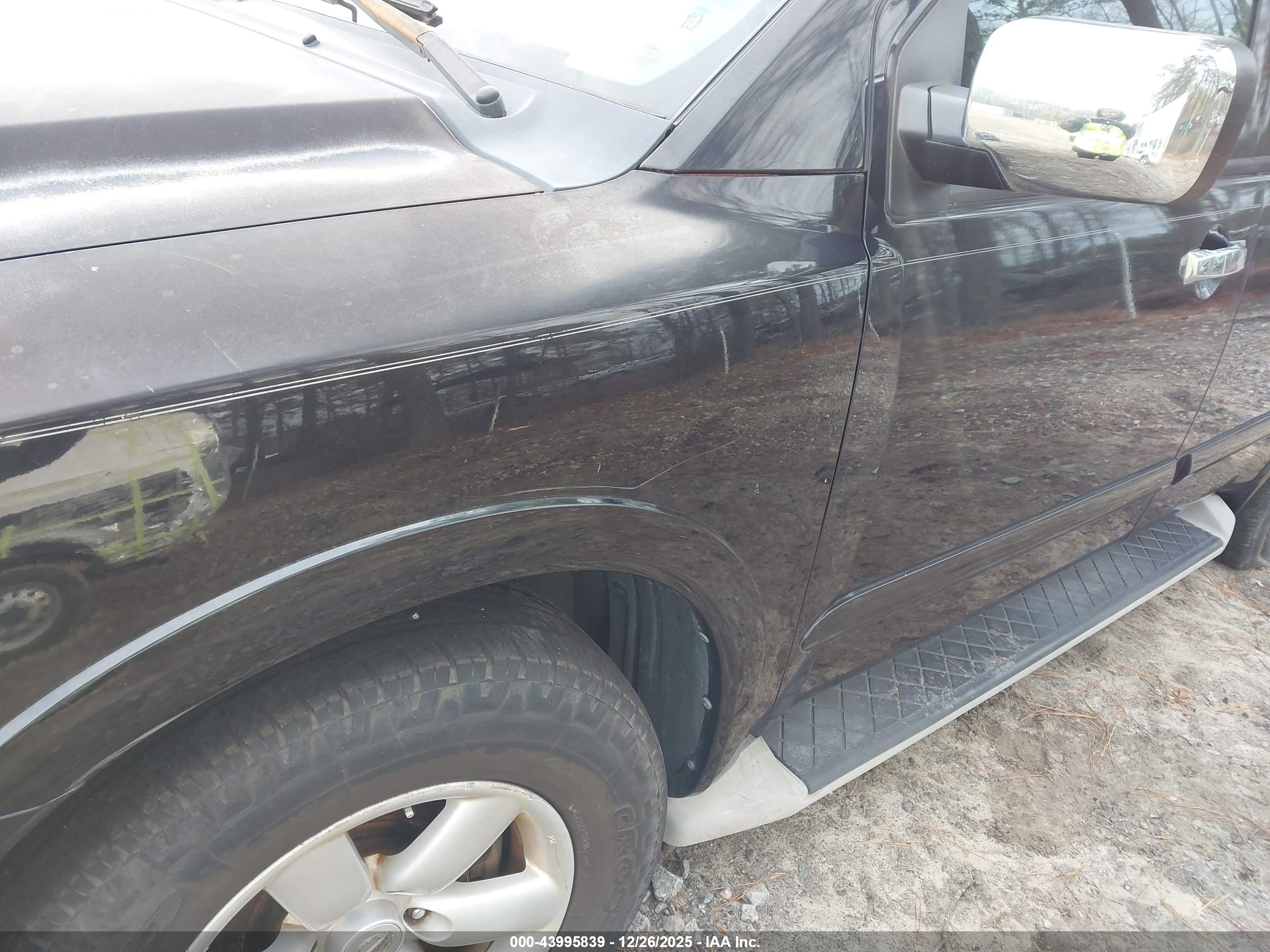 NISSAN ARMADA image 6