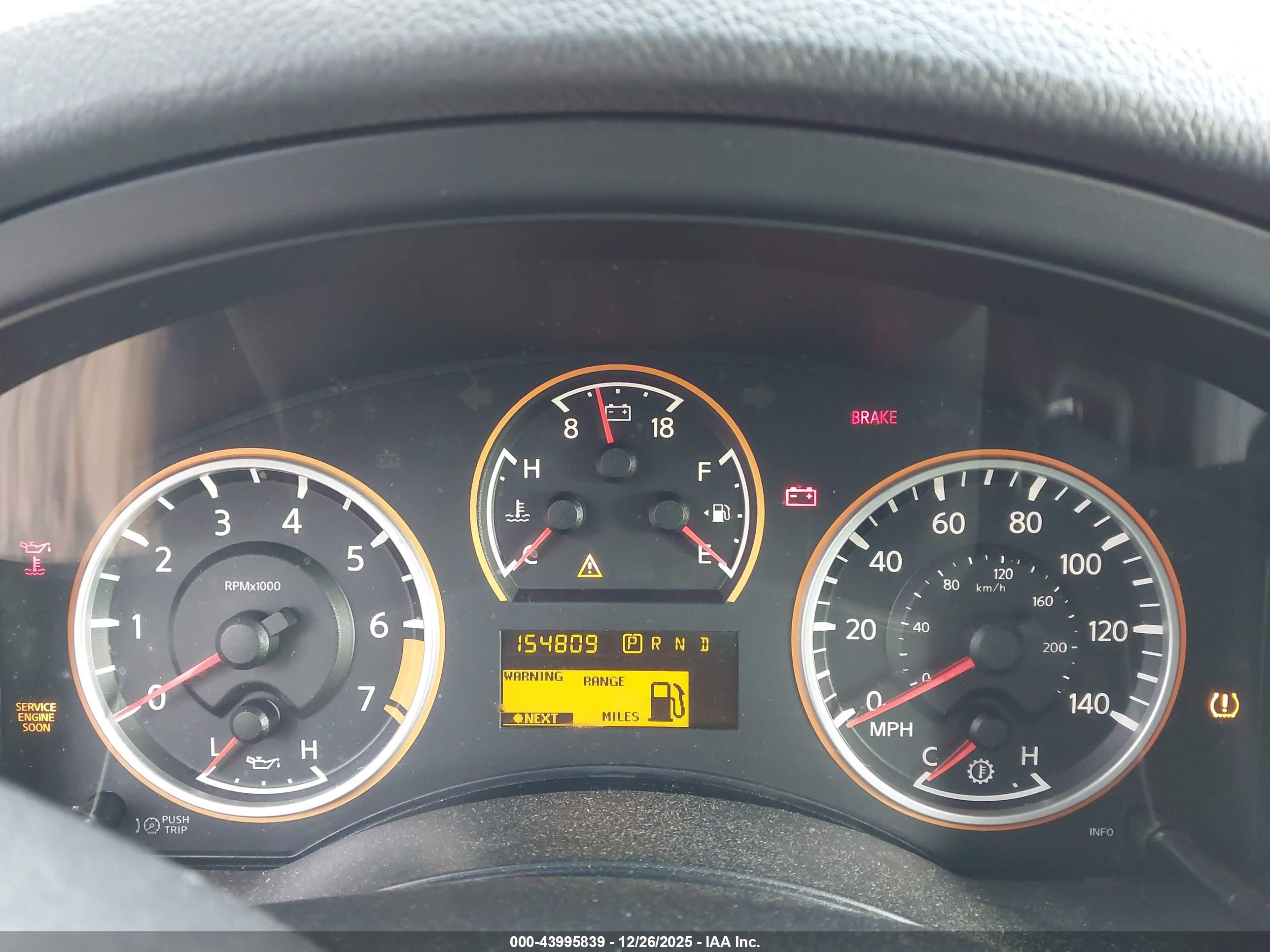 NISSAN ARMADA image 7