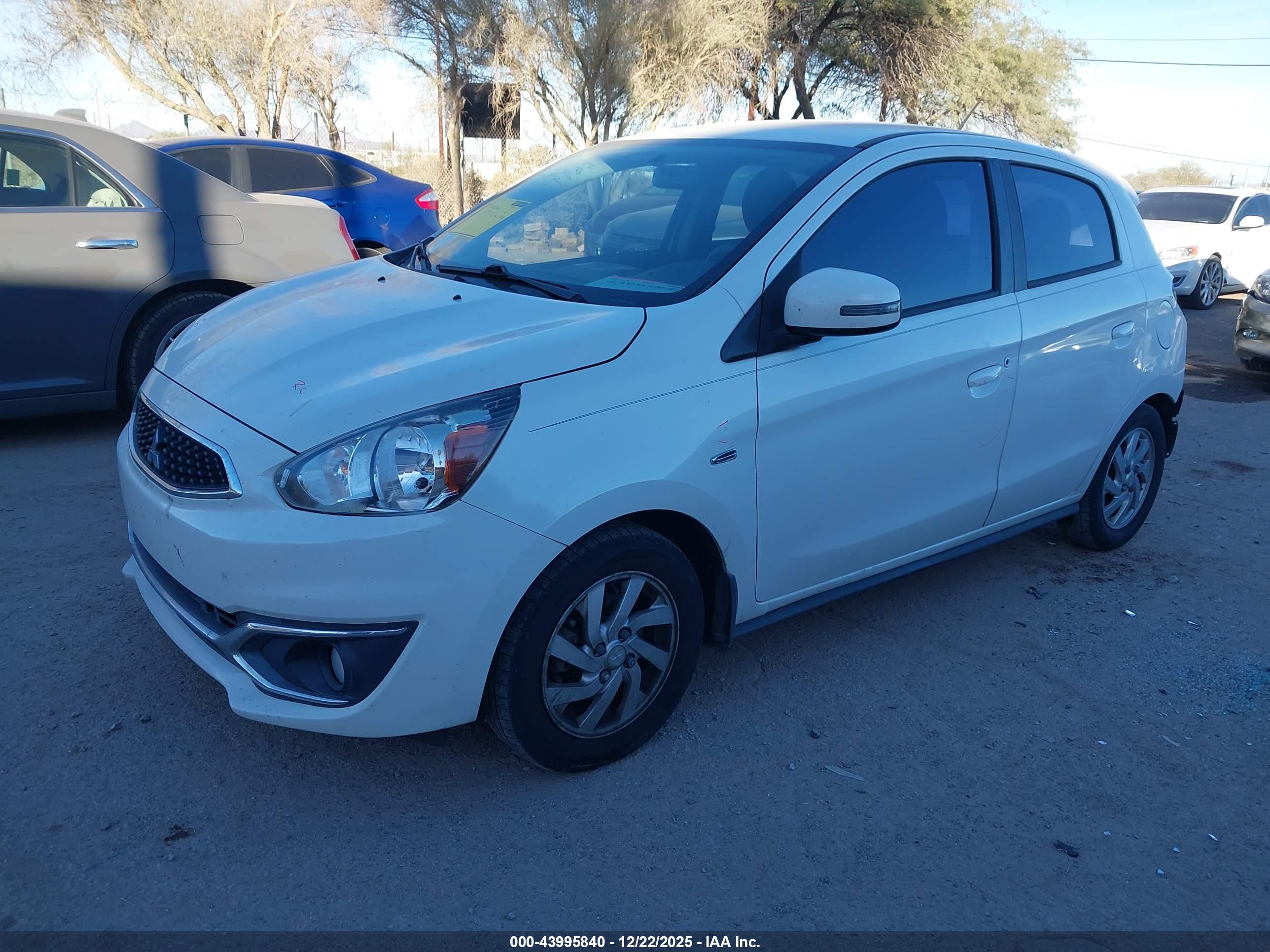 MITSUBISHI MIRAGE image 2