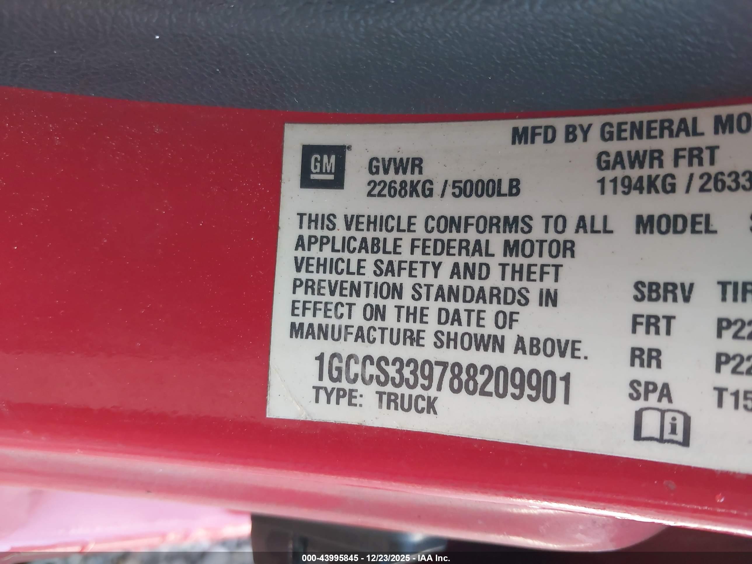 CHEVROLET COLORADO image 9