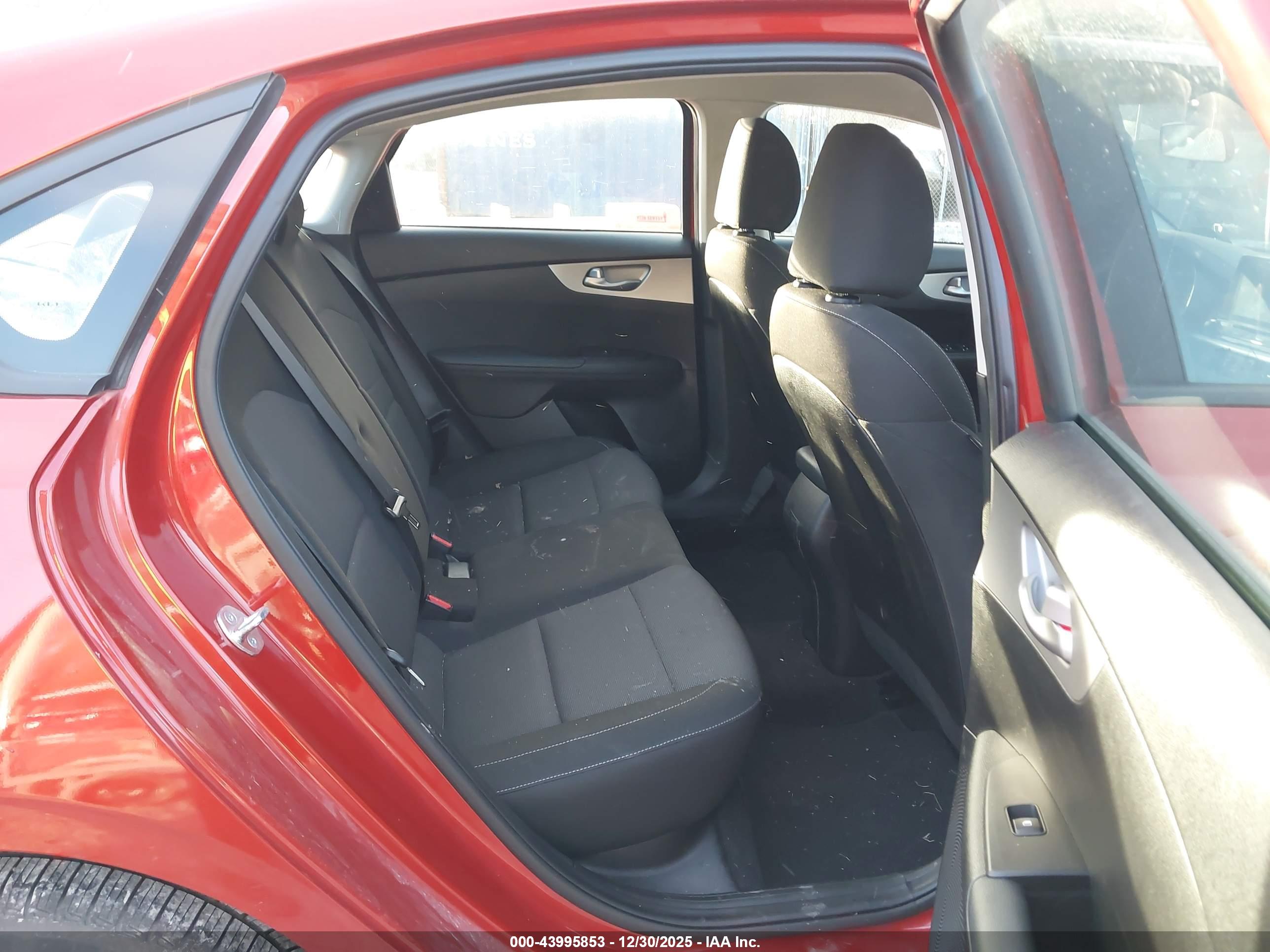 KIA FORTE image 8
