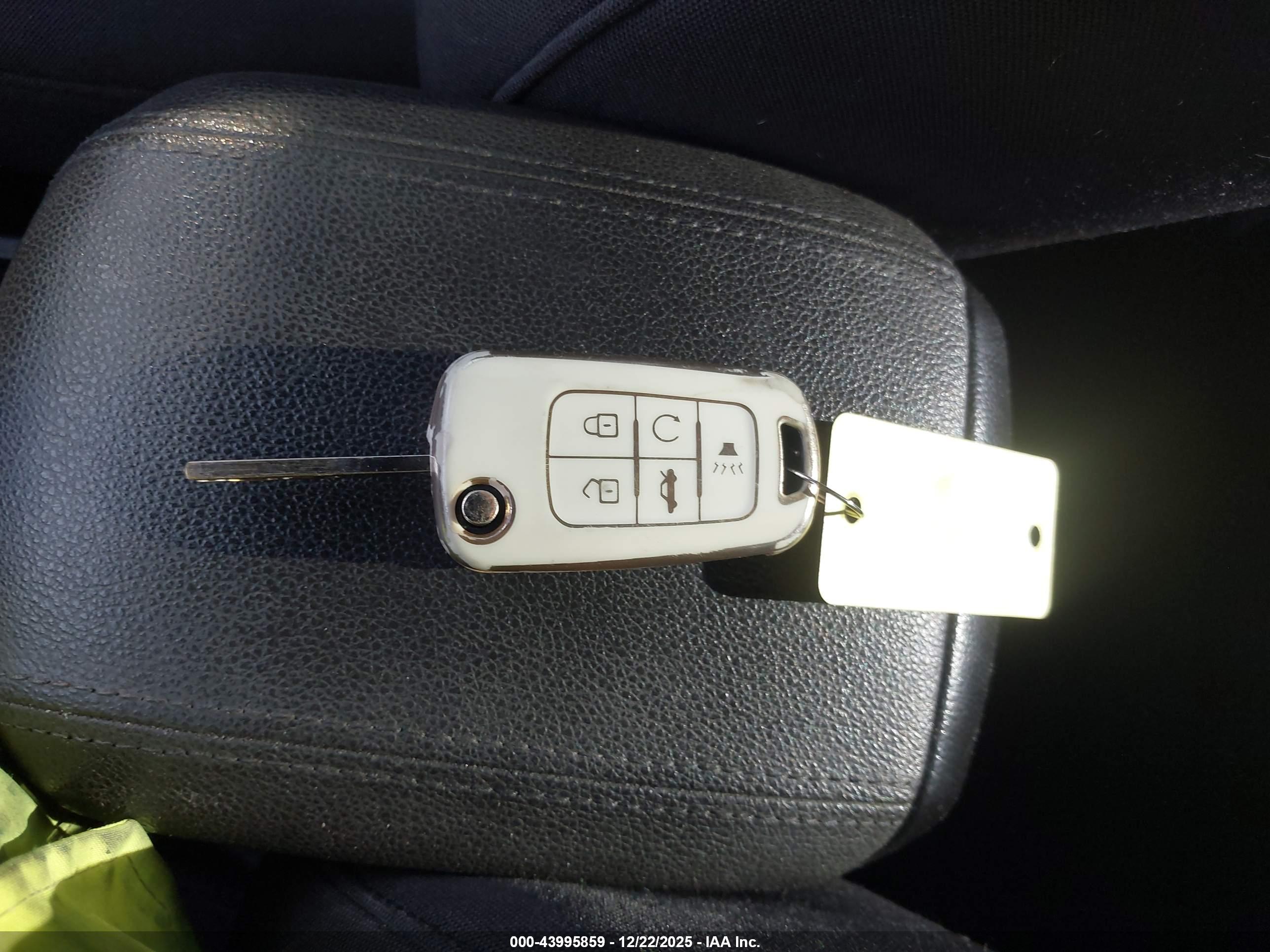 CHEVROLET CRUZE image 11