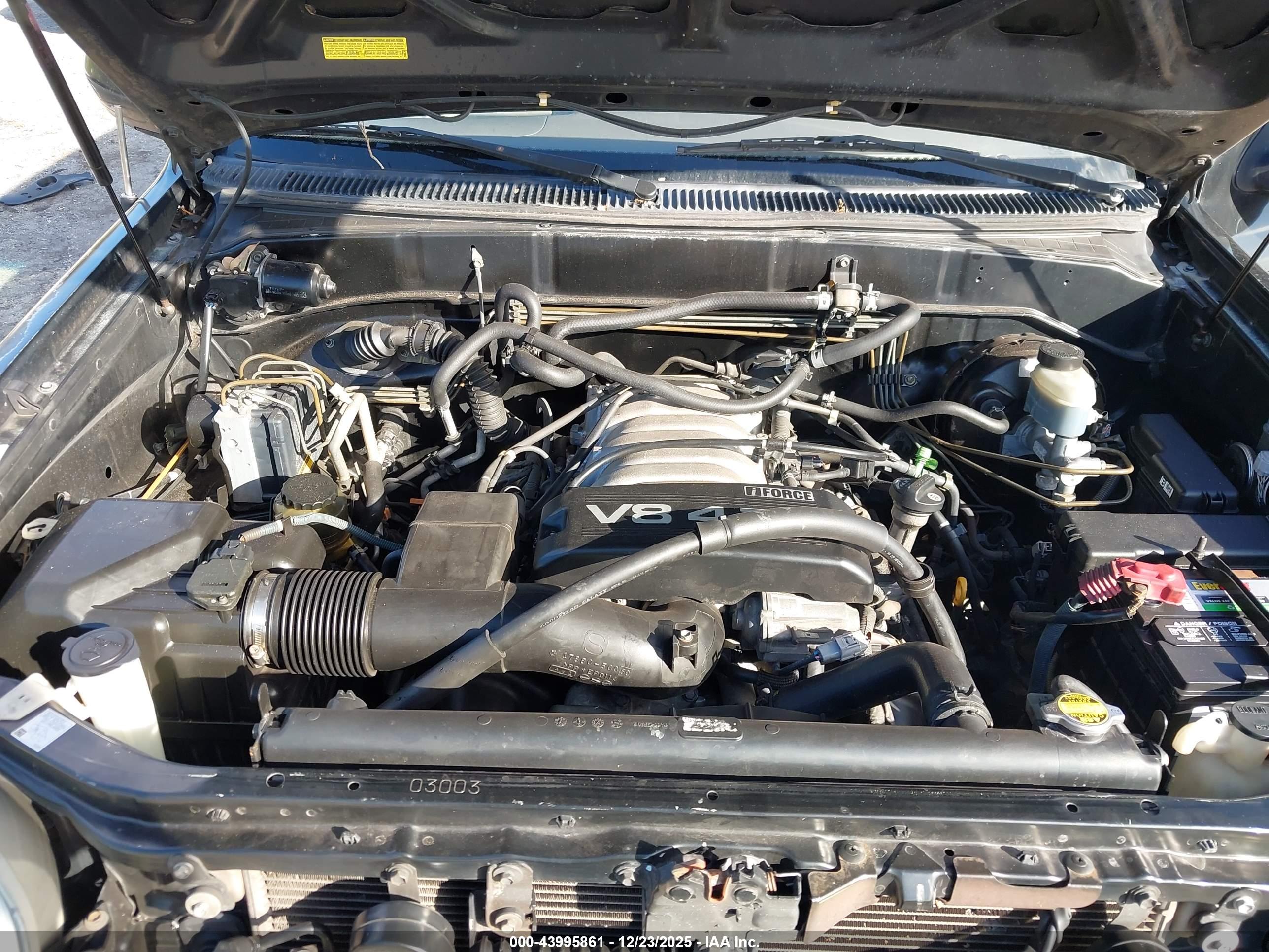 TOYOTA SEQUOIA image 10