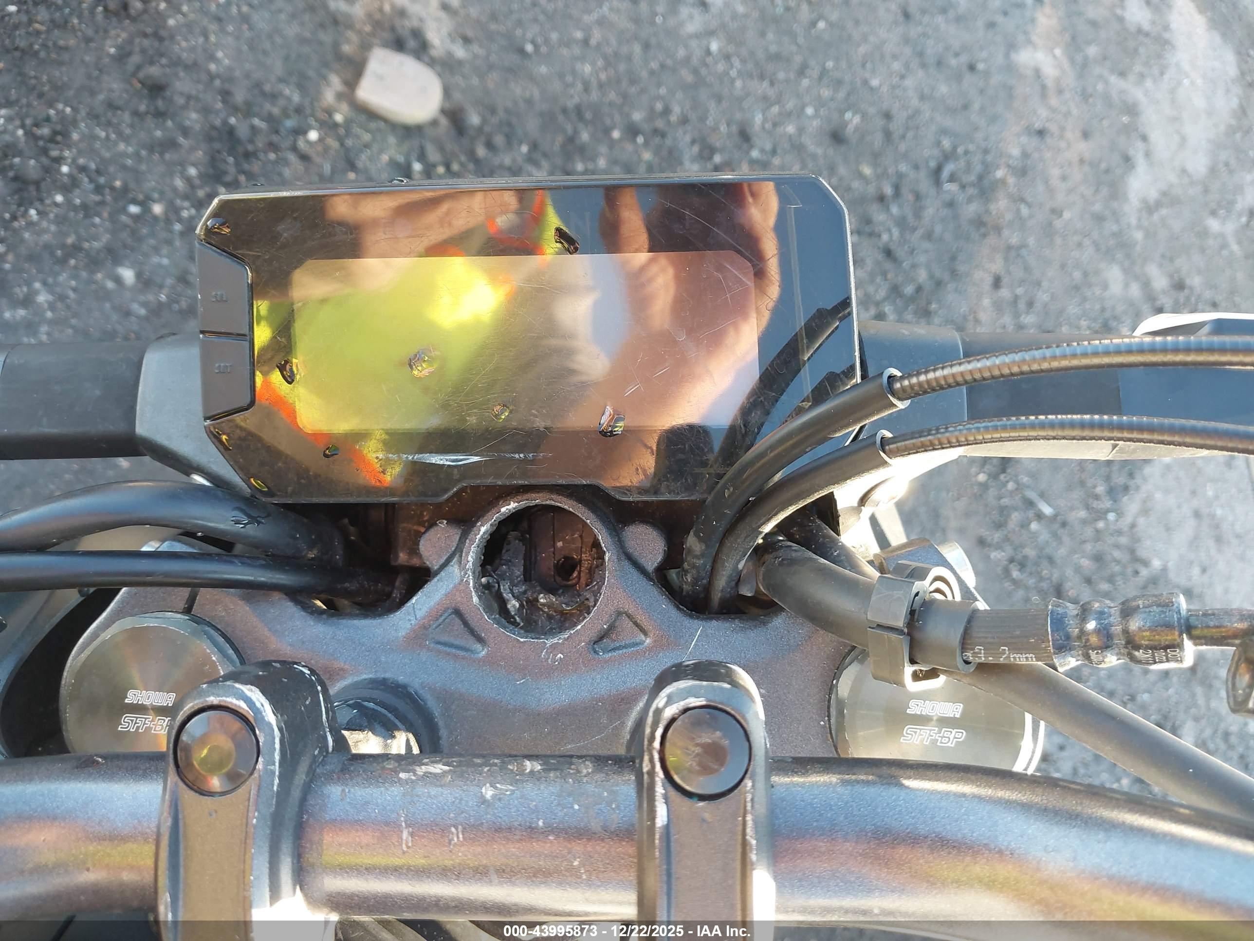 HONDA CBF300 image 7