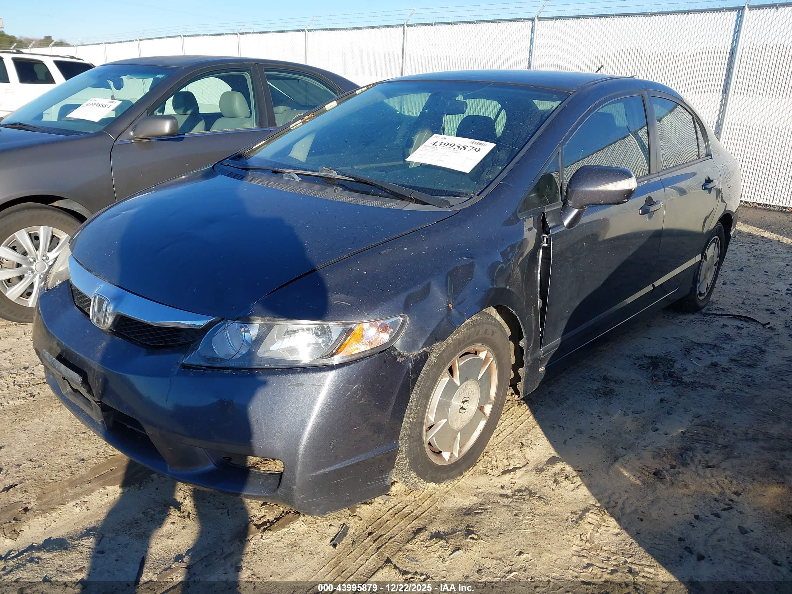 HONDA CIVIC image 2