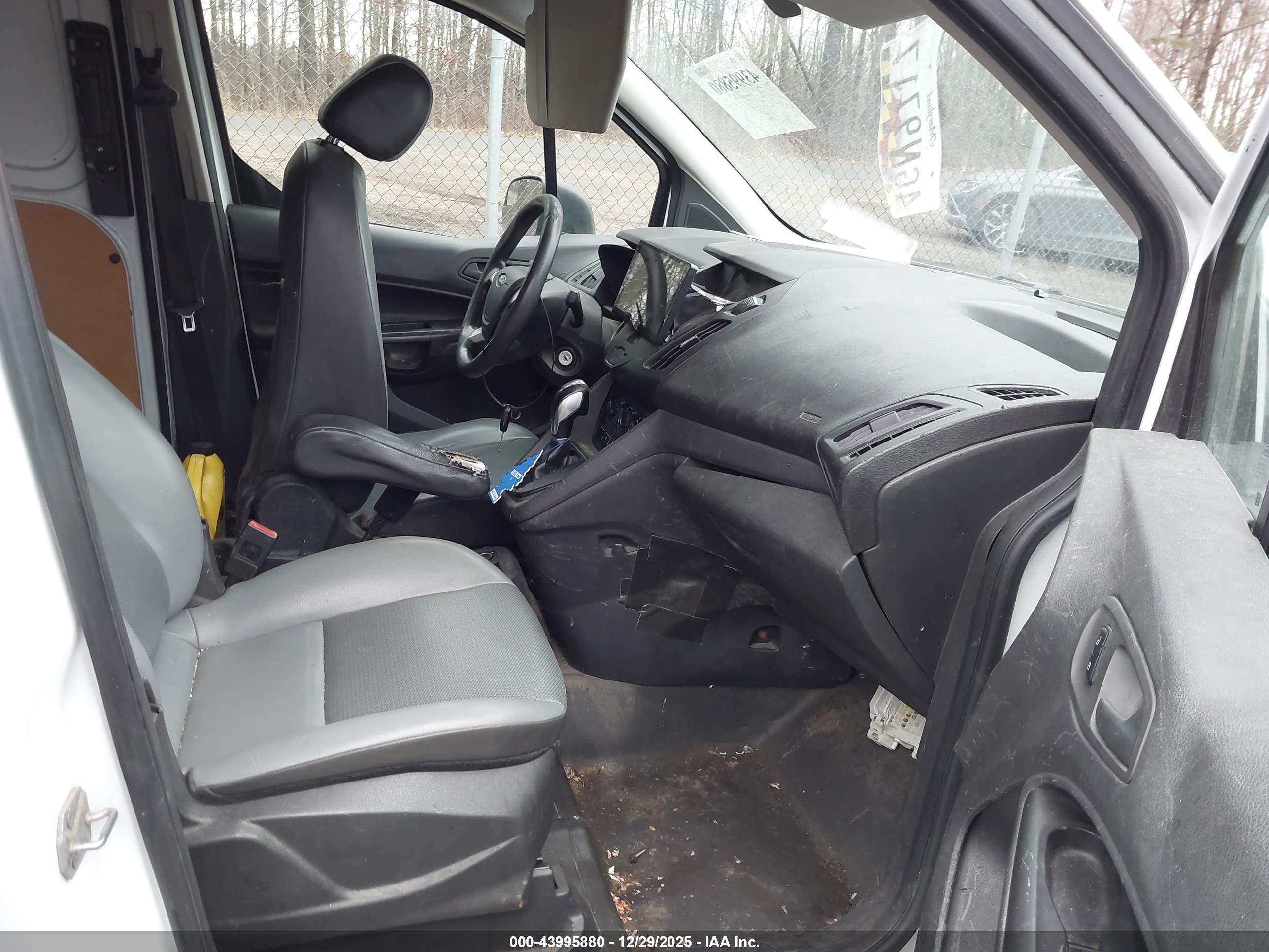 FORD TRANSIT image 5