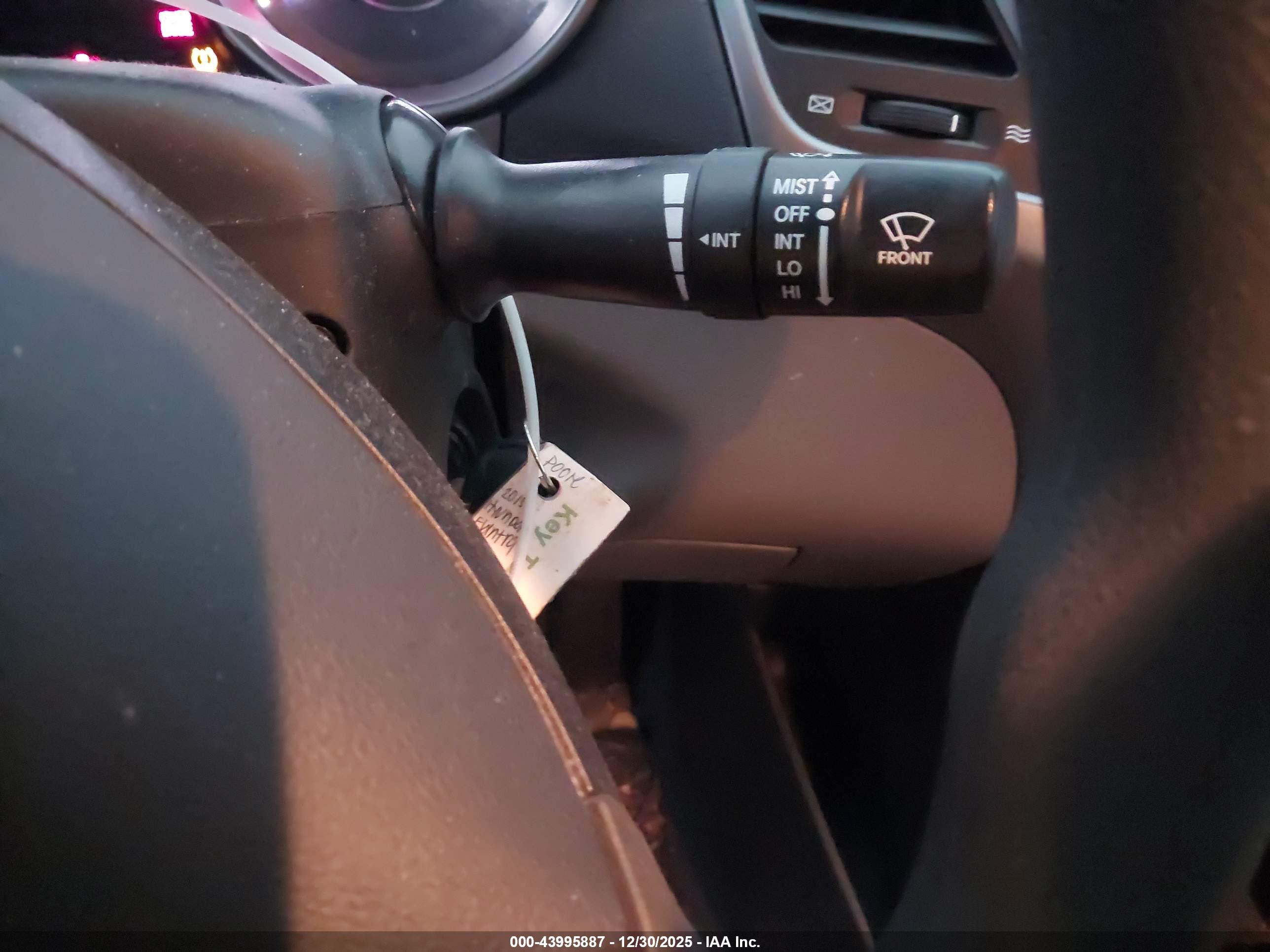 HYUNDAI ELANTRA image 11