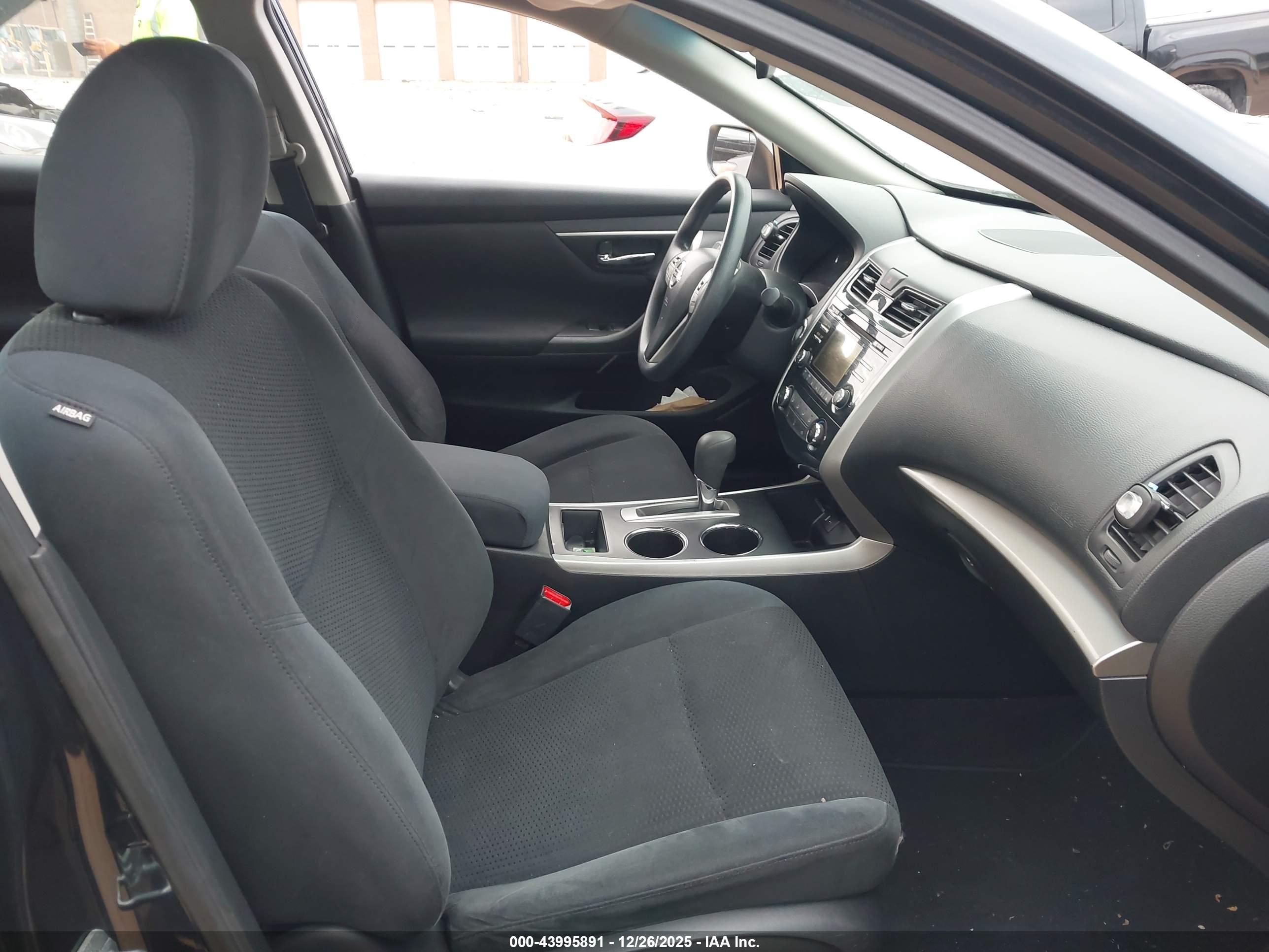NISSAN ALTIMA image 5