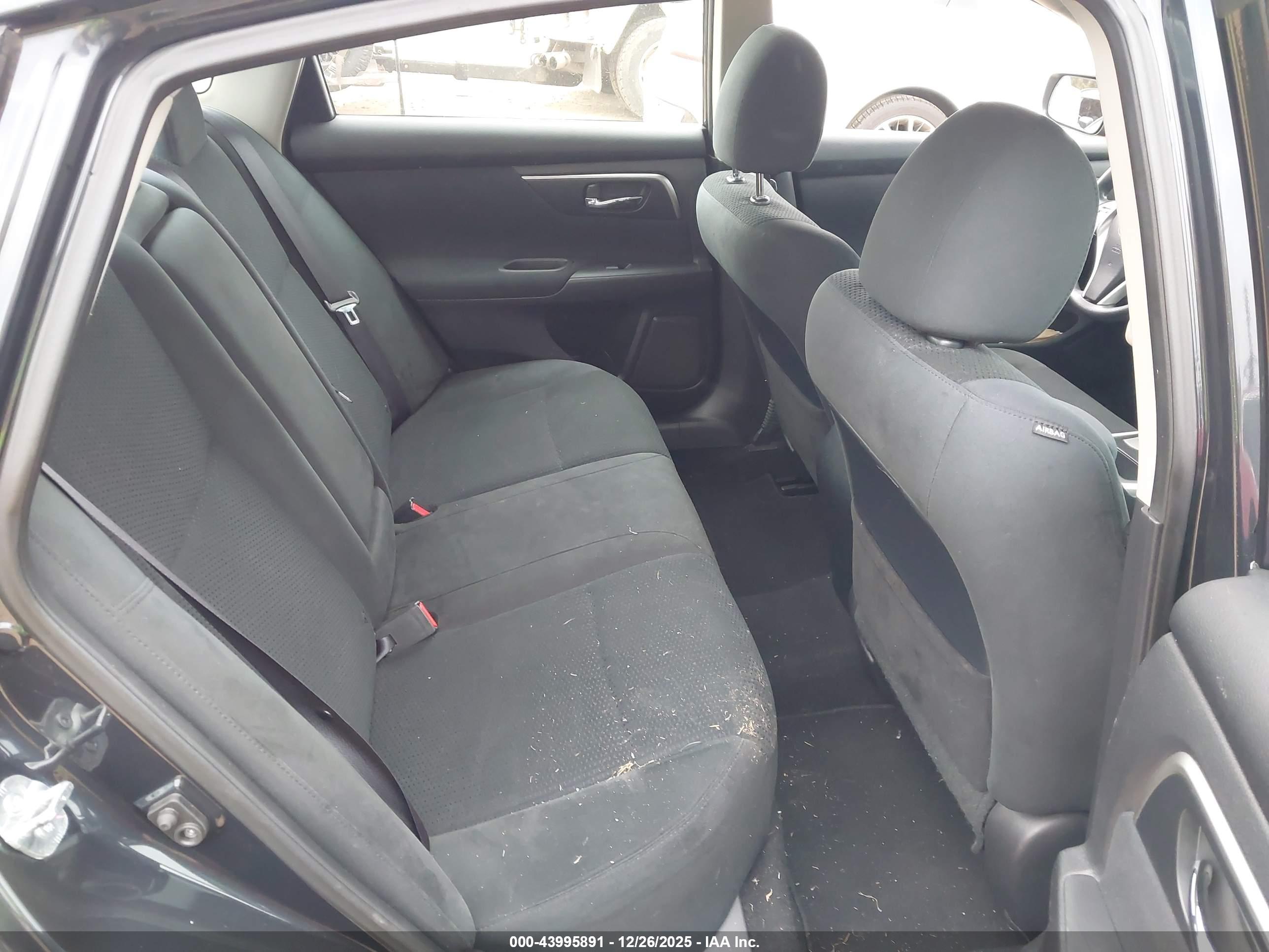 NISSAN ALTIMA image 8